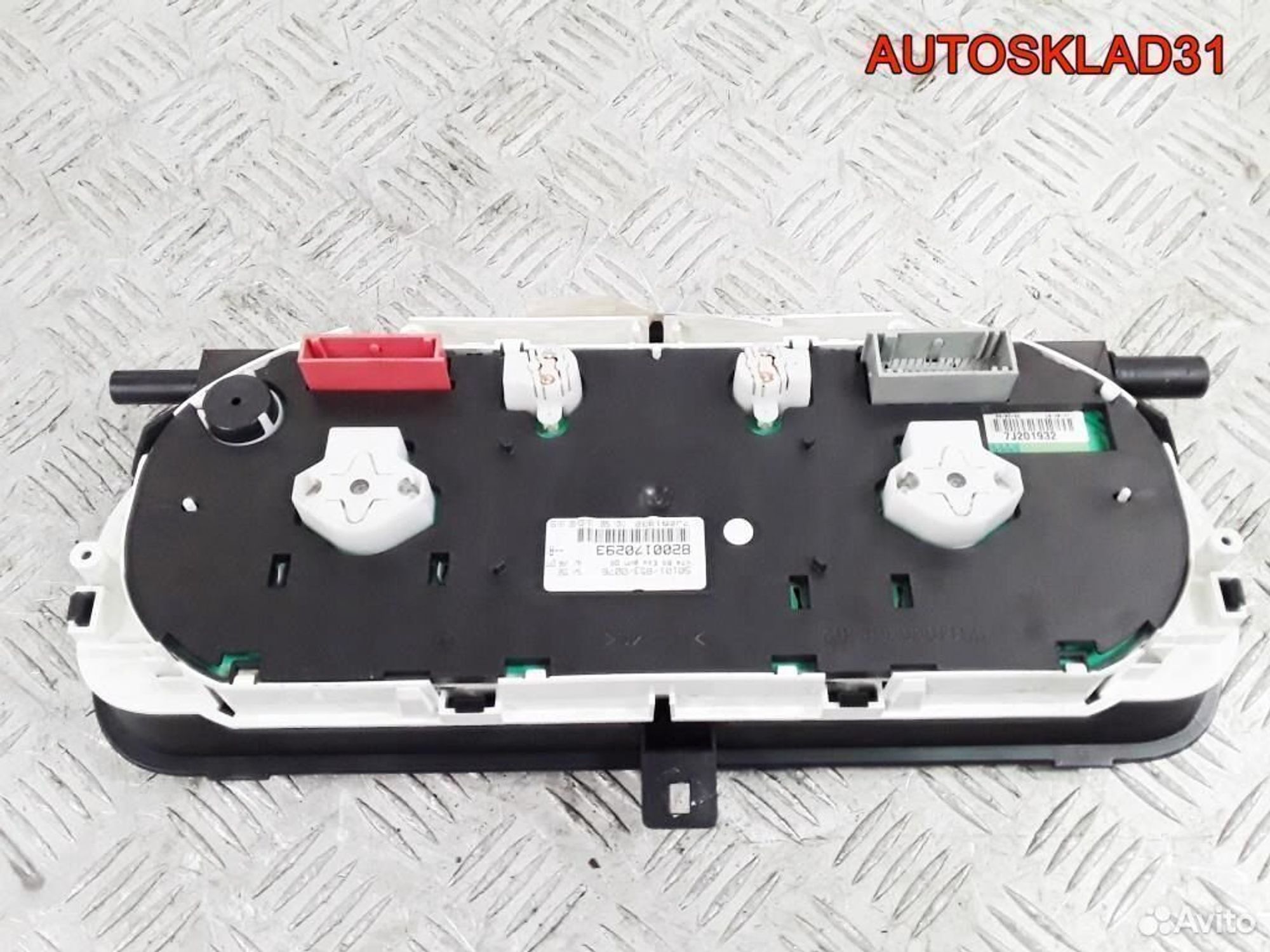 Панель приборов Renault Laguna 2 8200170293 бензин, 8100 рублей, Дубовое