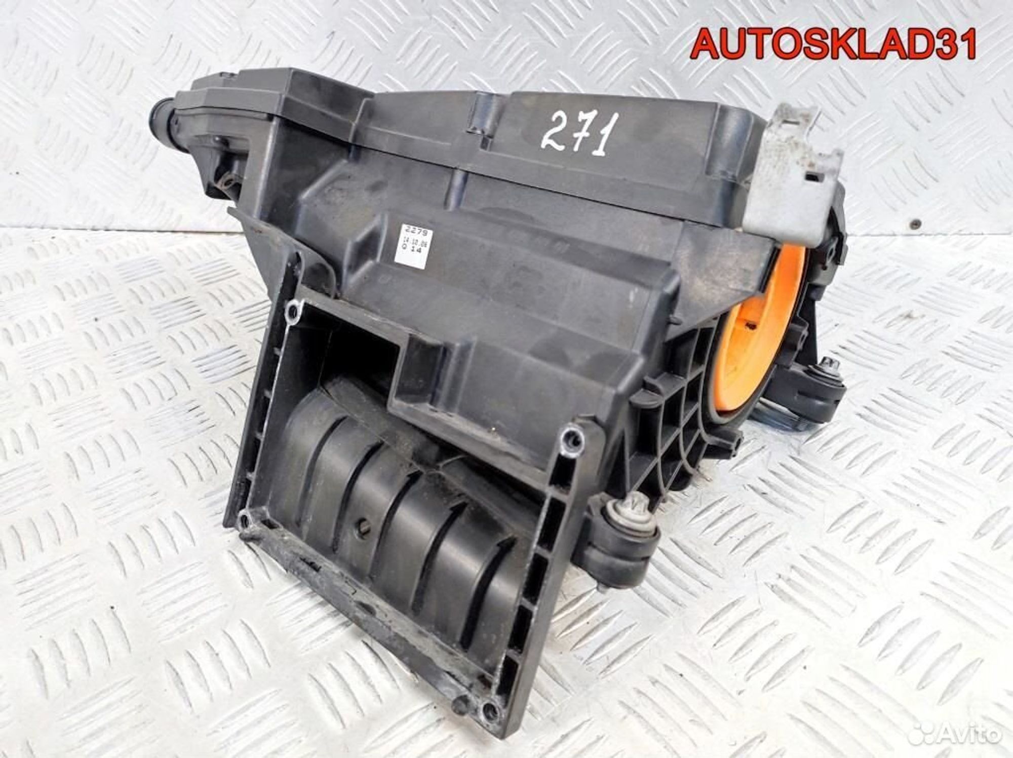 Корпус воздушного фильтра Mercedes W203 2710900901, 3600 рублей, Дубовое