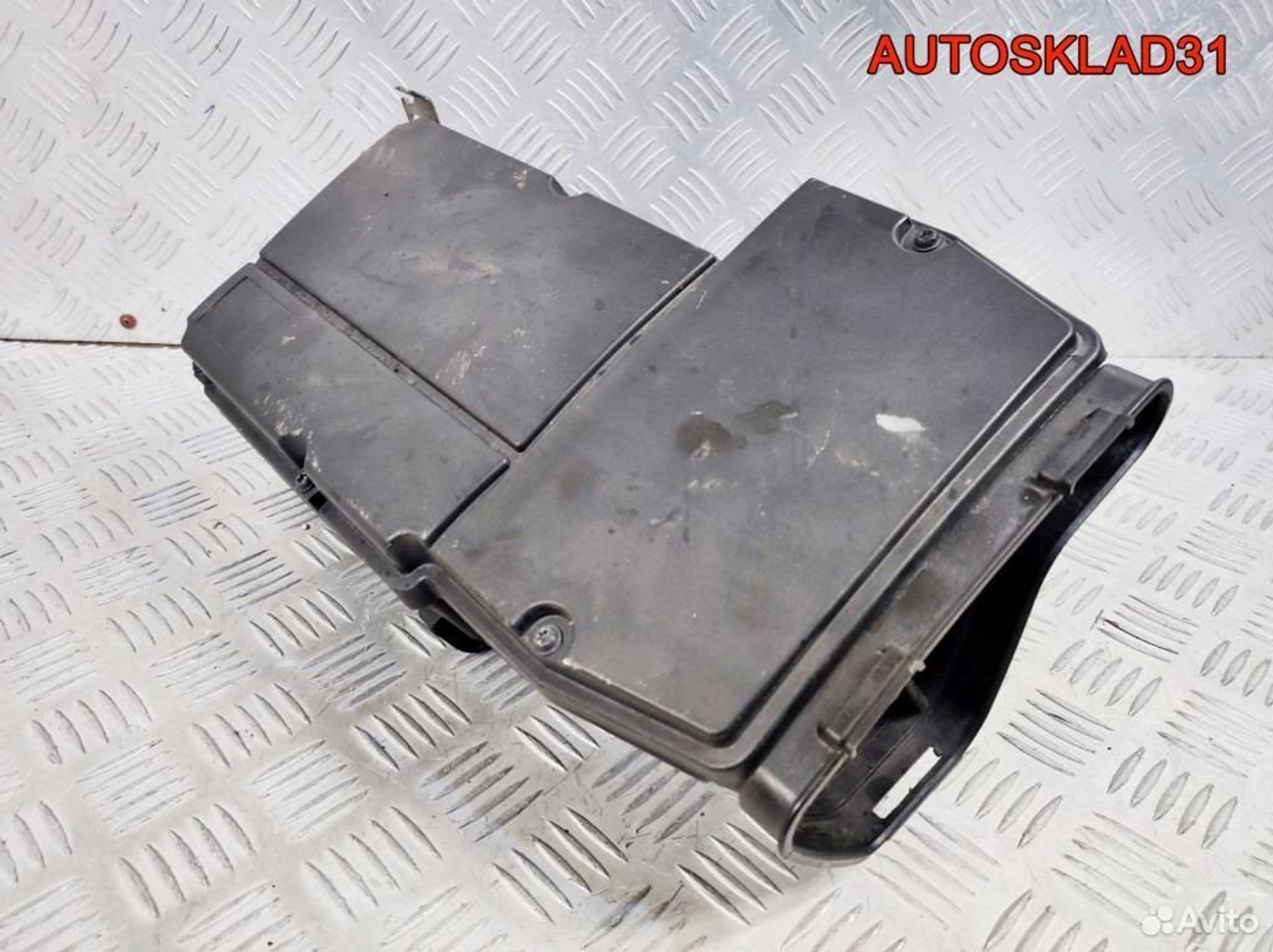 Корпус воздушного фильтра Mercedes W203 2710900901, 3600 рублей, Дубовое