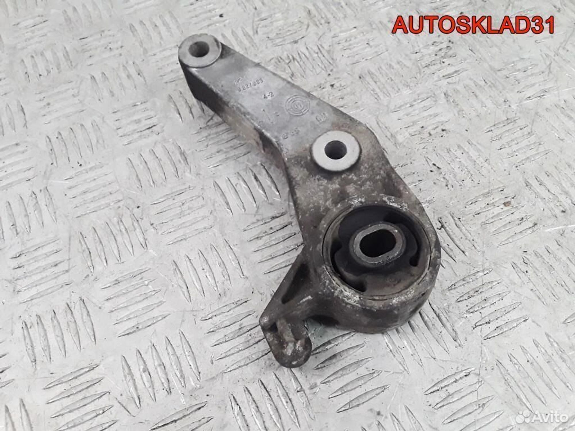 Опора двигателя задняя Opel Corsa C 9227883, 600 рублей, Дубовое