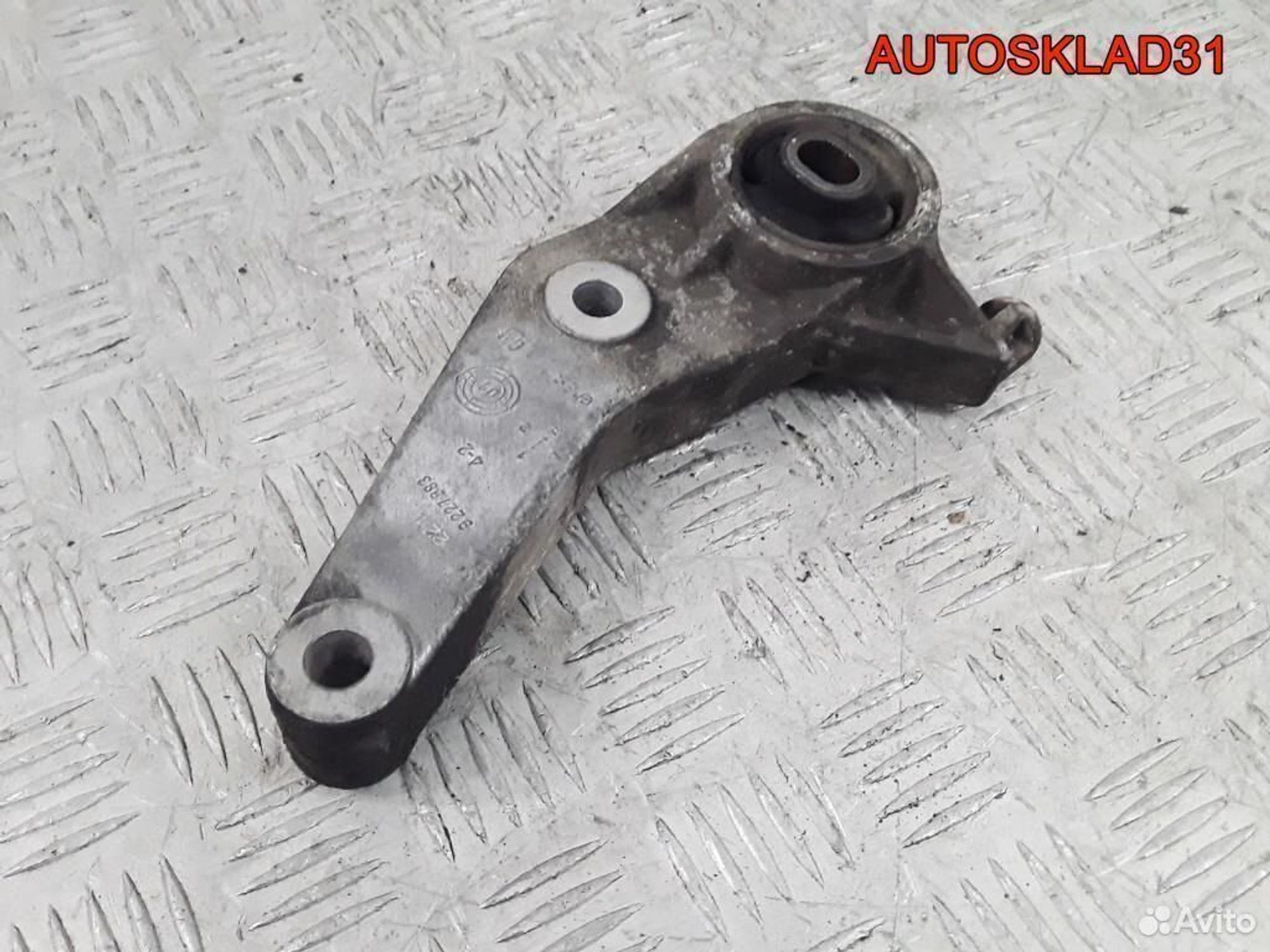 Опора двигателя задняя Opel Corsa C 9227883, 600 рублей, Дубовое