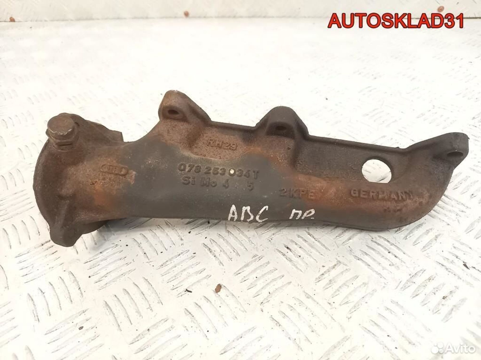 Коллектор выпускной правый Audi A4 B5 078253034T, 500 рублей, Дубовое