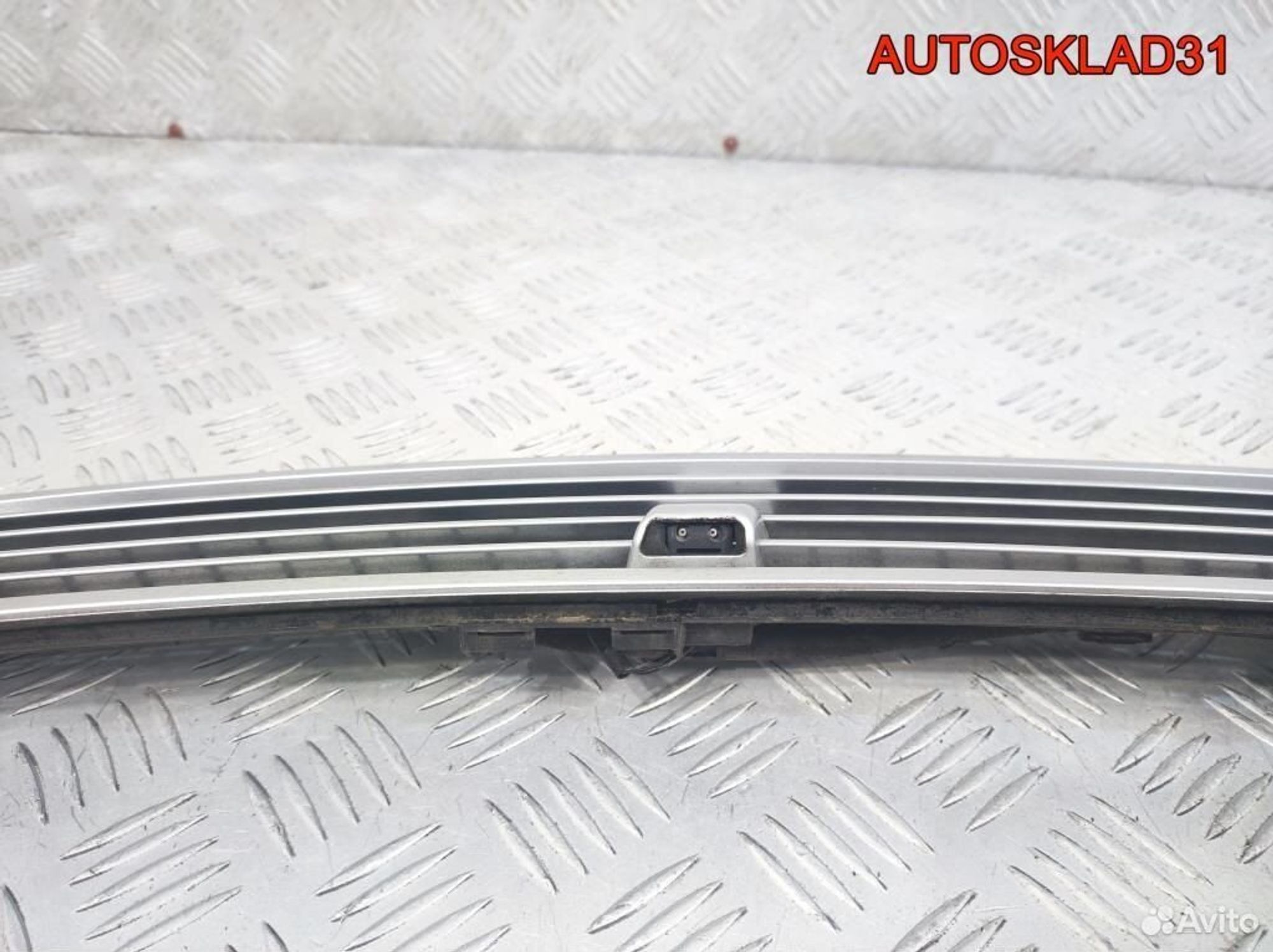 Решетка в капот Mercedes Benz W203 A2038801905, 2600 рублей, Дубовое