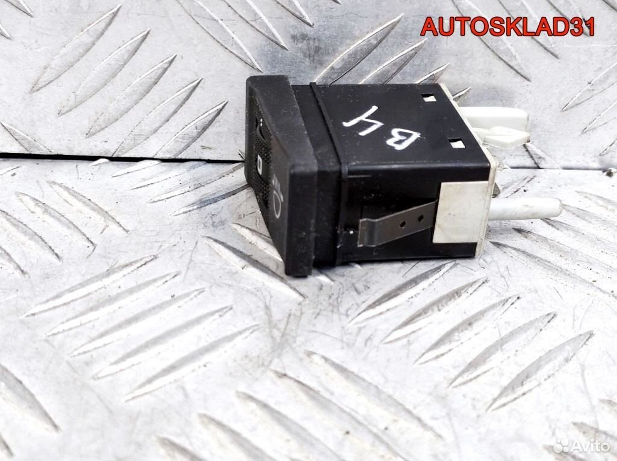 Кнопка корректора фар Audi 80 B4 8A0941301, 1100 рублей, Дубовое