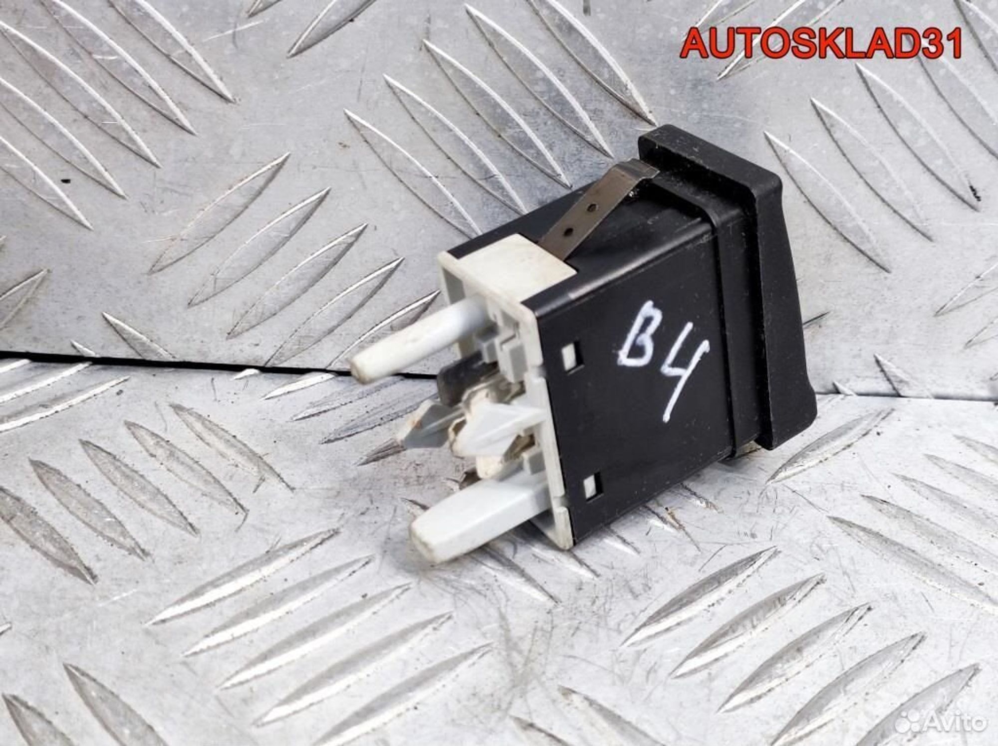 Кнопка корректора фар Audi 80 B4 8A0941301, 1100 рублей, Дубовое
