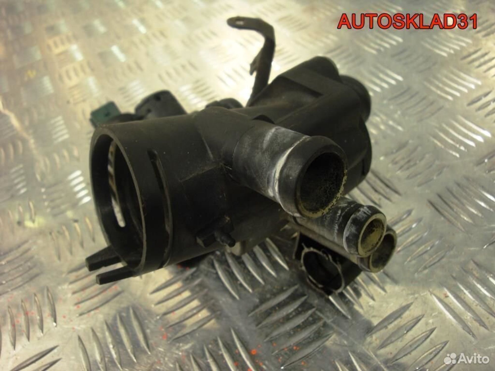 Корпус термостата Volkswagen Polo 032121111NQ, 900 рублей, Дубовое