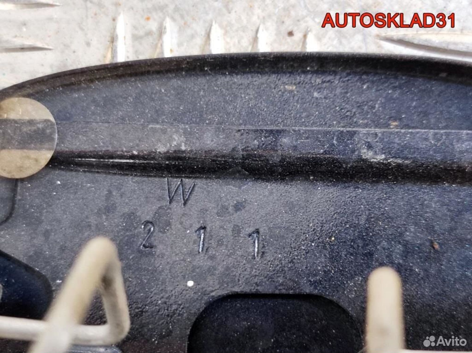 Лючок бензобака Mercedes Benz W211 2115841939, 1100 рублей, Дубовое