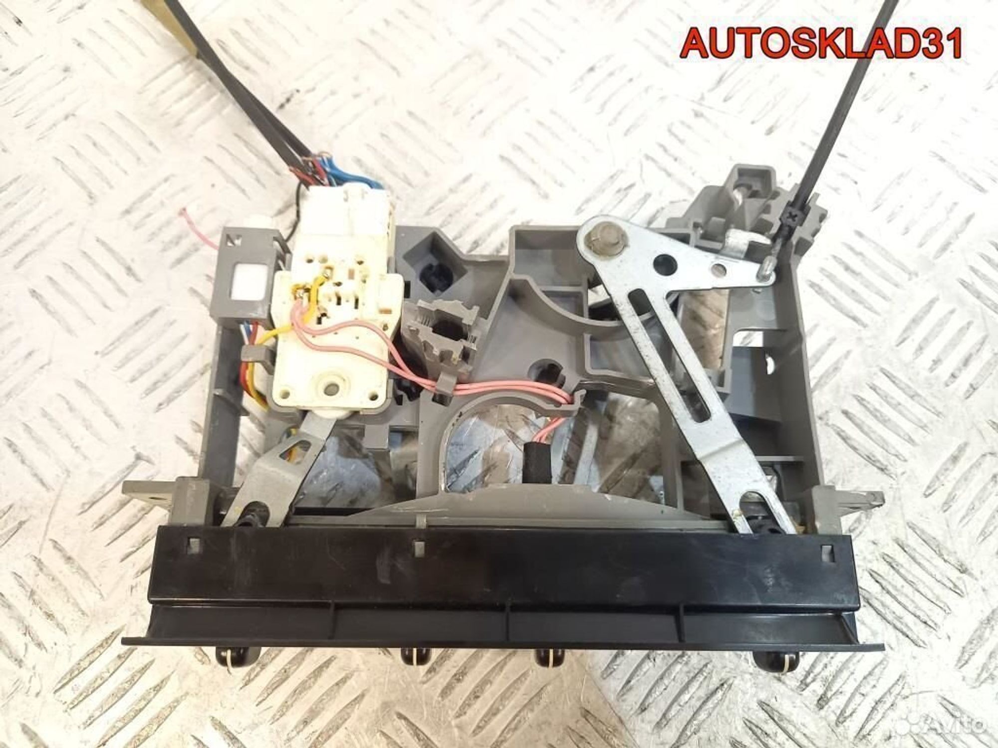 Блок управления отопителем Mazda 323 BA bc1m61190b, 2900 рублей, Дубовое