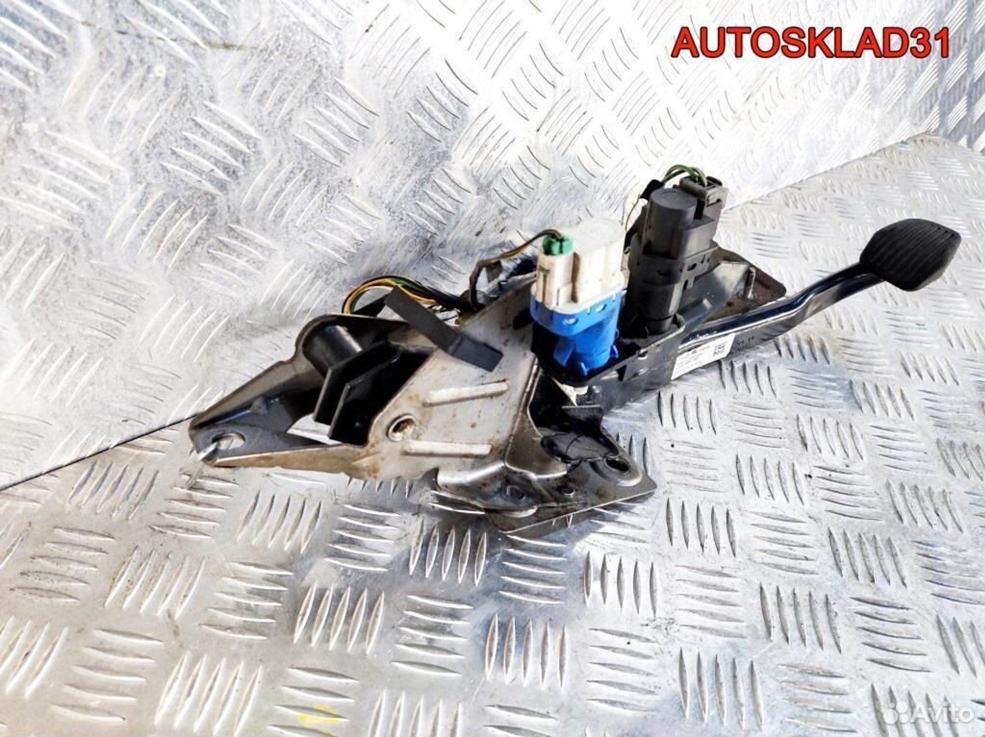 Педаль тормоза МКПП Ford Focus 2 4M512467AN, 1100 рублей, Дубовое