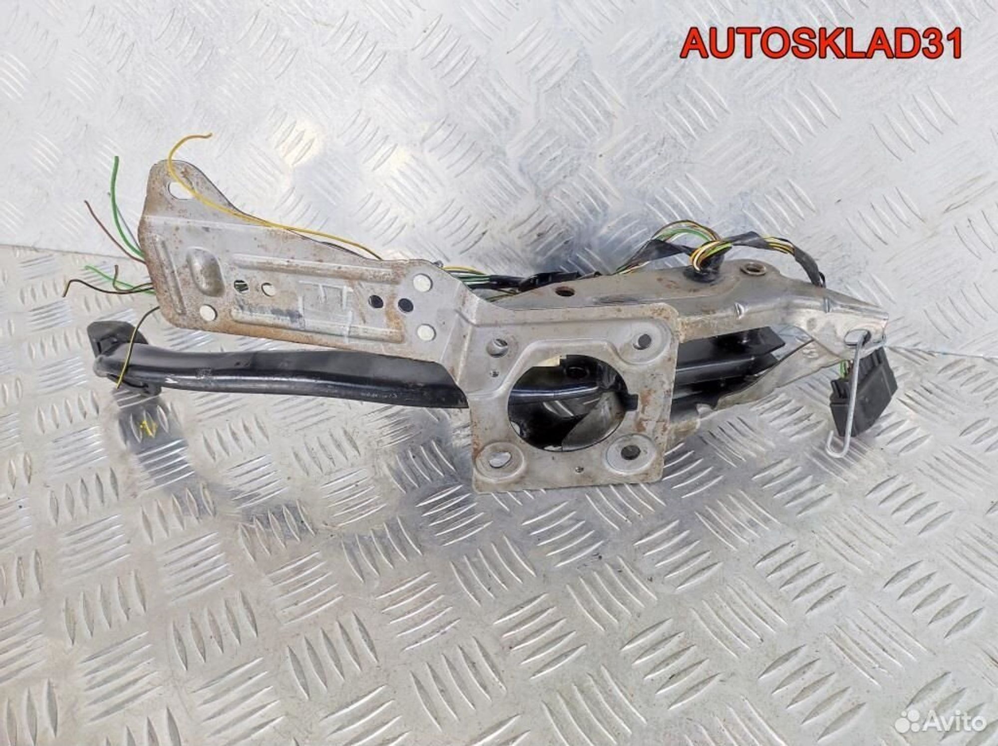 Педаль тормоза МКПП Ford Focus 2 4M512467AN, 1100 рублей, Дубовое