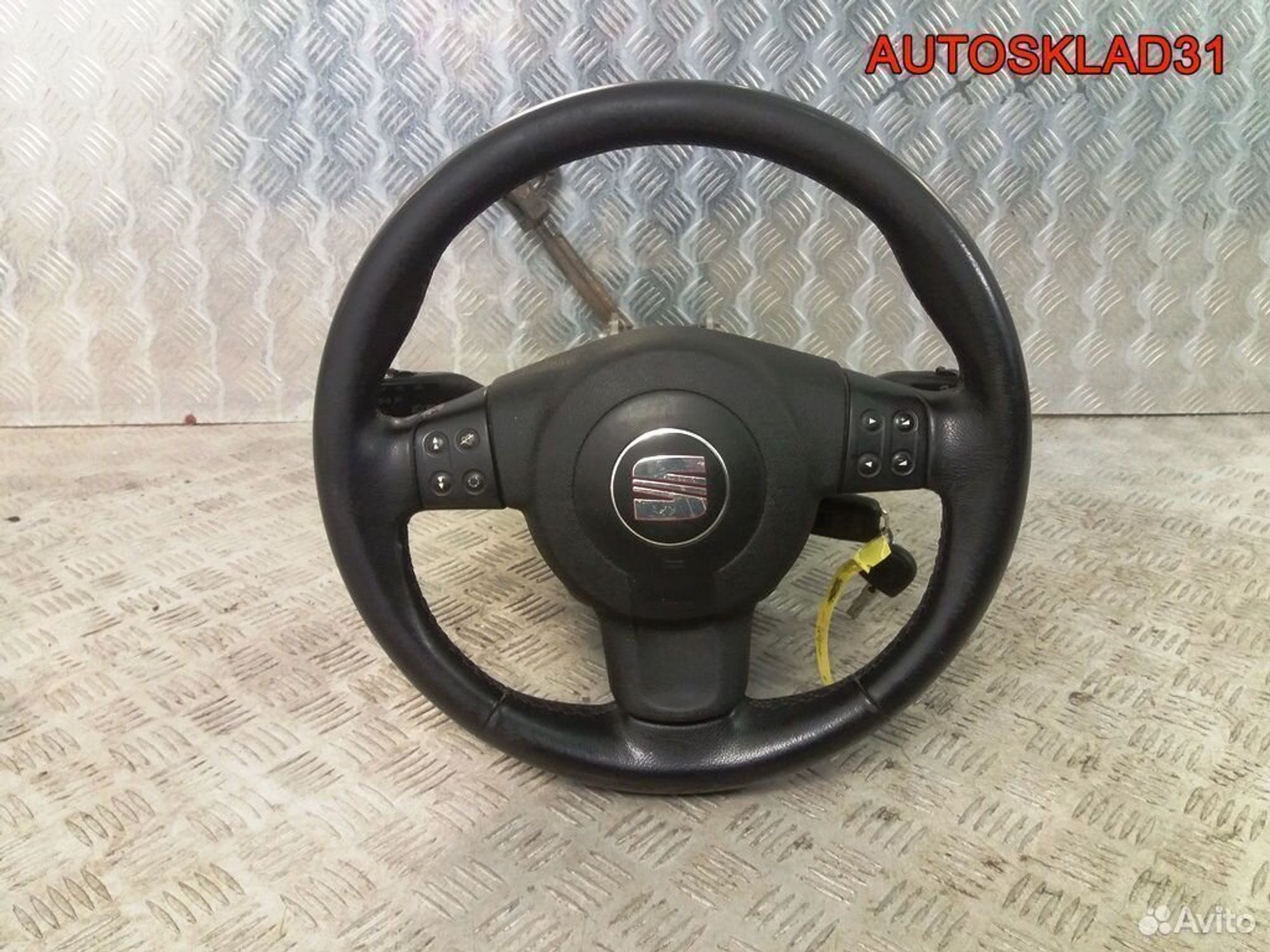 Рулевое колесо кожа Seat Altea 5P0419091adrzm, 5800 рублей, Дубовое