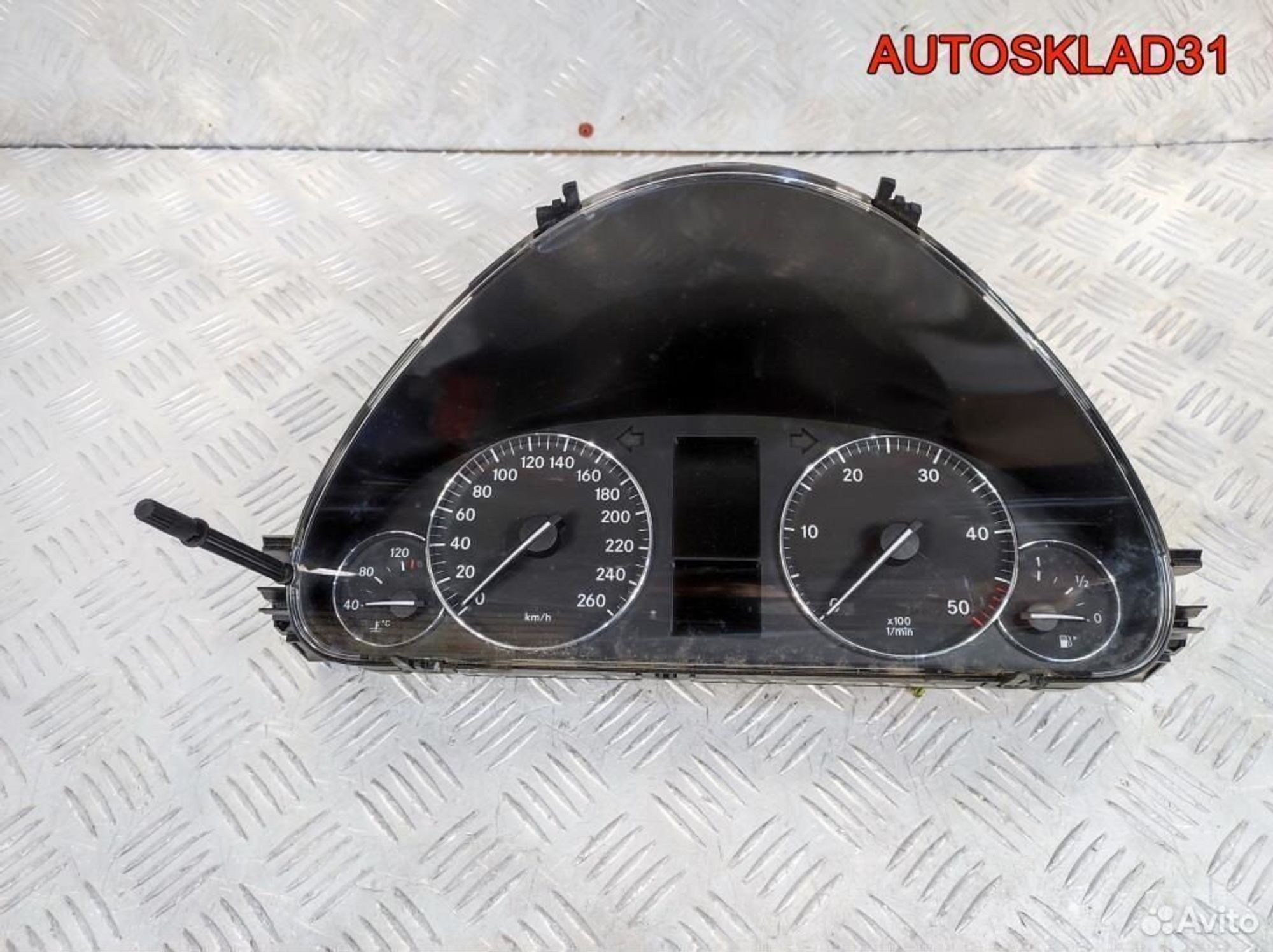 Панель приборов Mercedes Benz W203 A2035409547, 9200 рублей, Дубовое