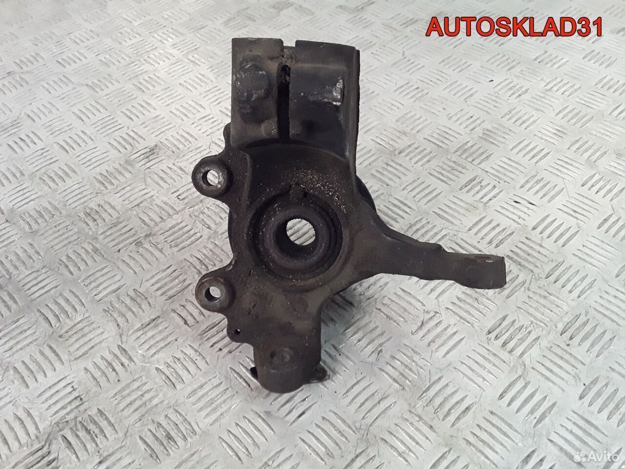 Кулак поворотный передний правый Ford Focus 2, 1400 рублей, Дубовое