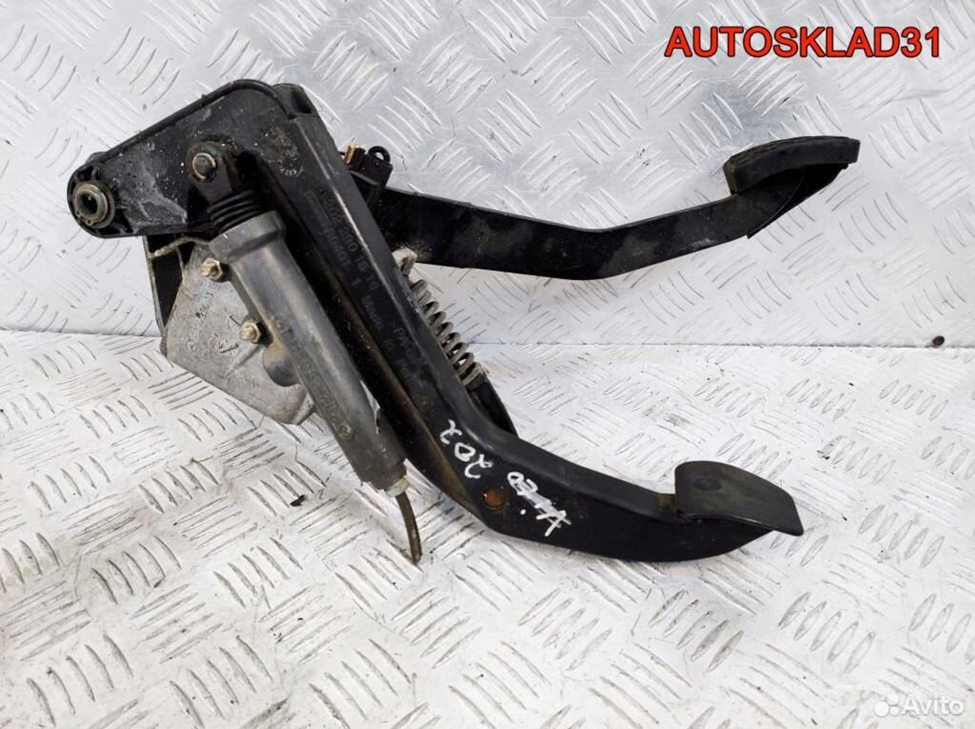 Блок педалей МКПП Mercedes Benz W202 A2022901516, 2100 рублей, Дубовое