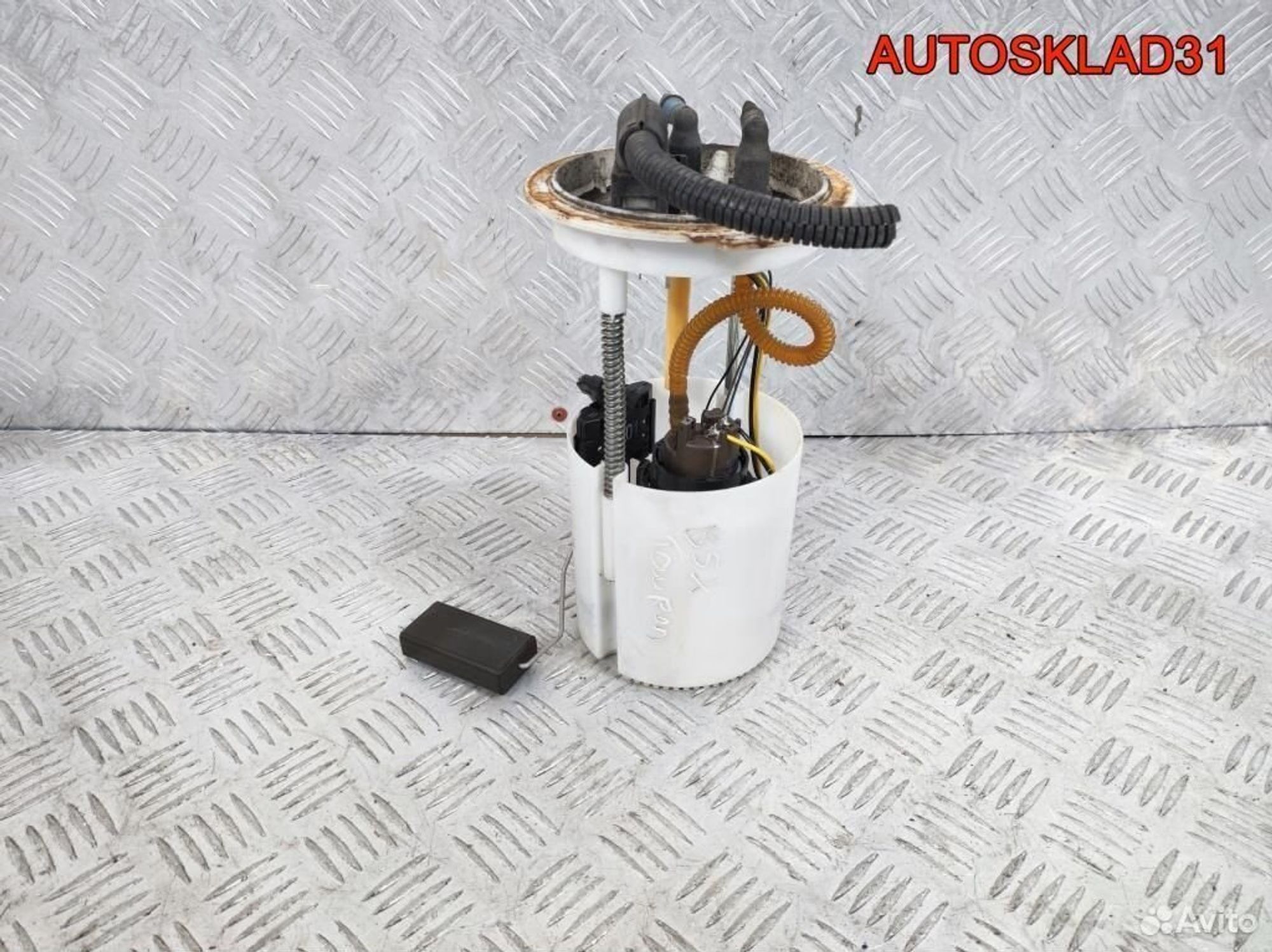 Насос топливный VW Touran 2.0 BSX 1K0919051BG, 3600 рублей, Дубовое