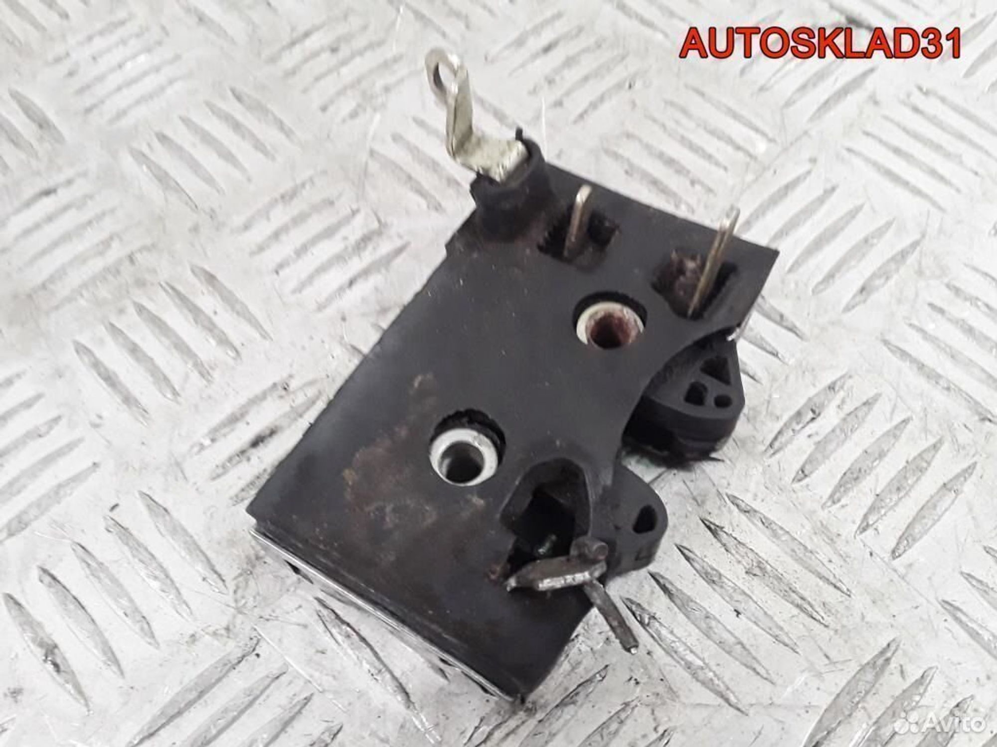 Замок двери передней правой Audi 80 B4 8A1837016A, 1400 рублей, Дубовое