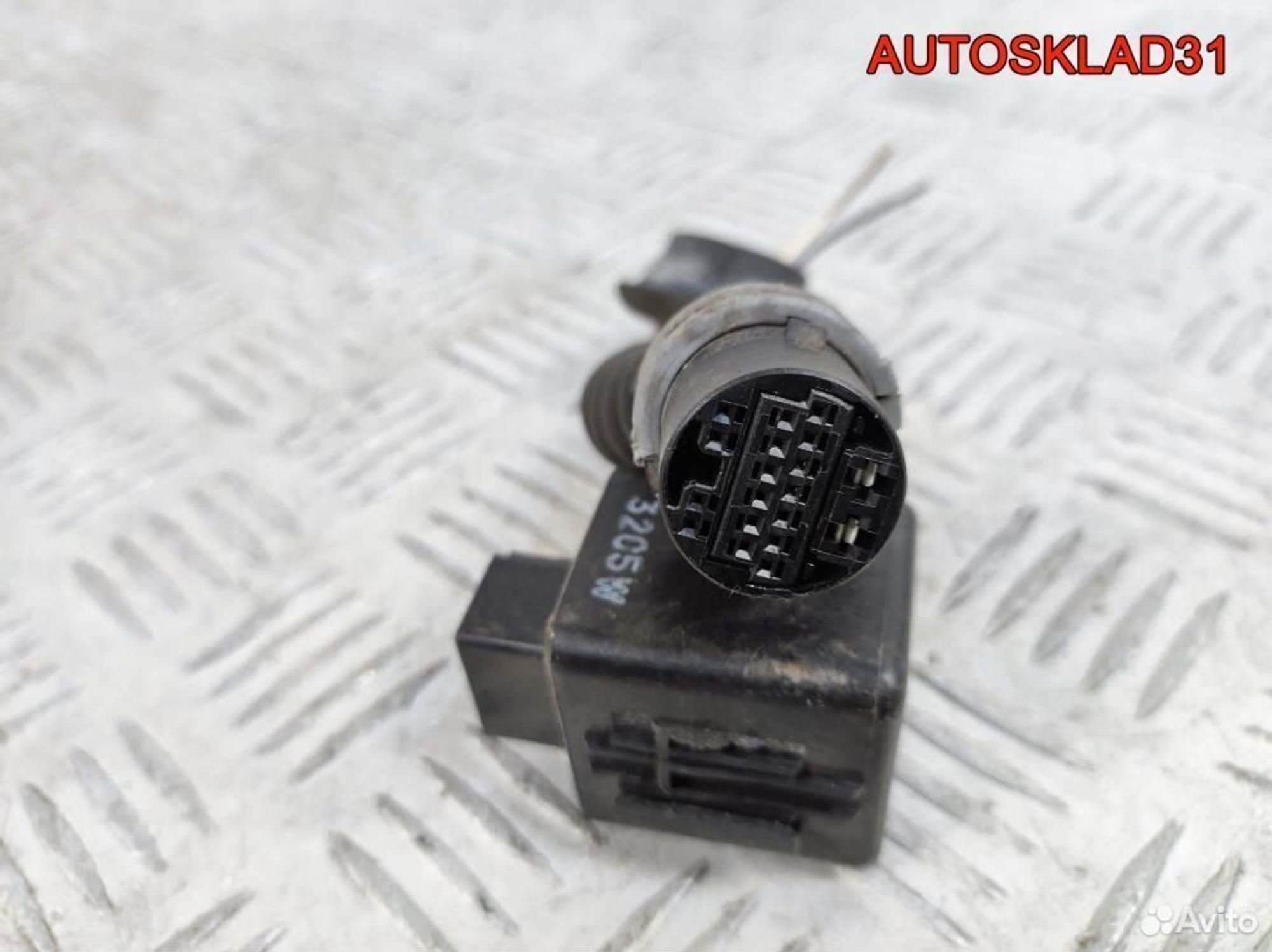 Разъем задних дверей Opel Astra H, 1400 рублей, Дубовое