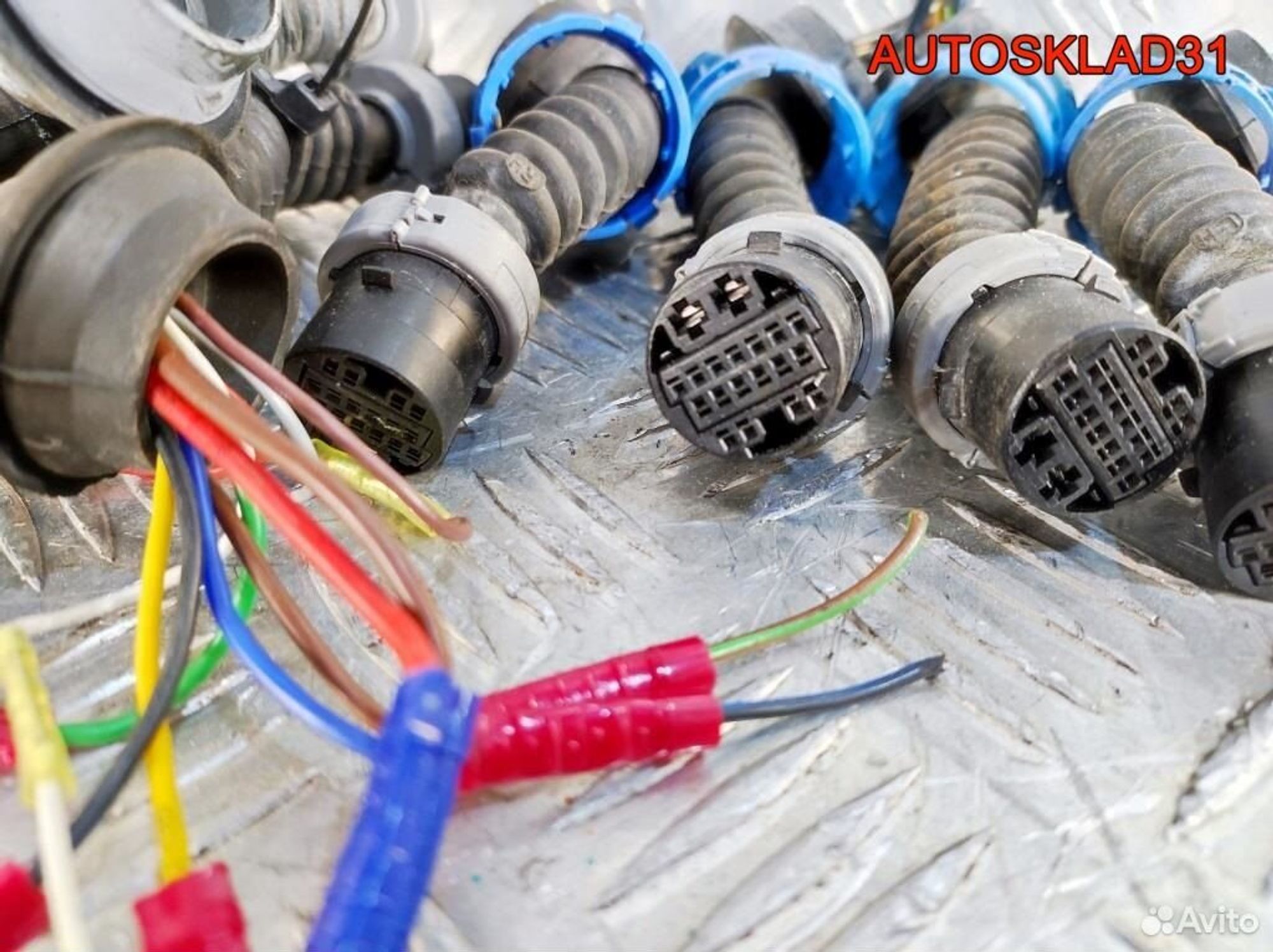 Разъем задних дверей Opel Astra H, 1400 рублей, Дубовое