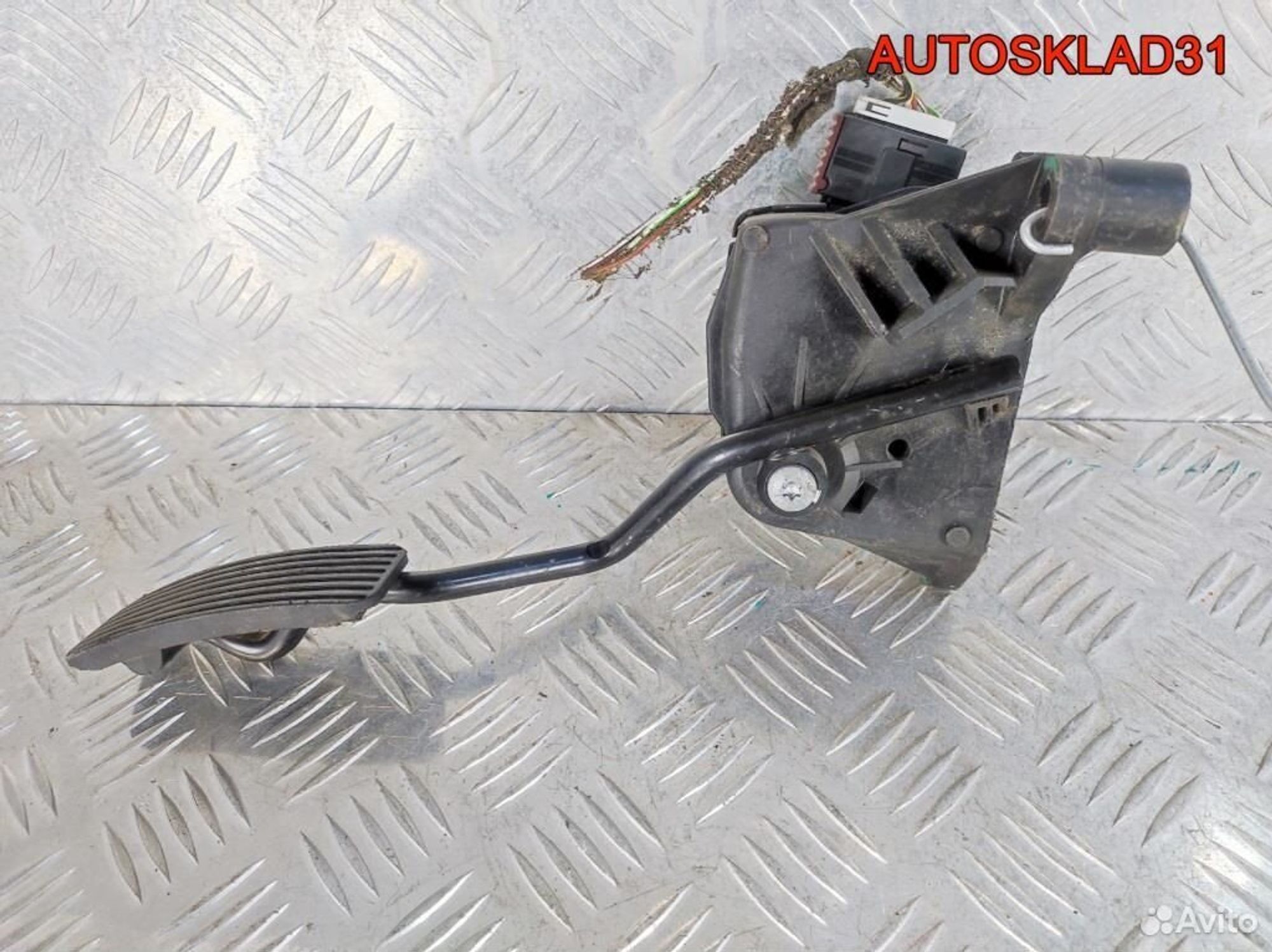 Педаль газа АКПП Opel Astra H 9158011, 1700 рублей, Дубовое