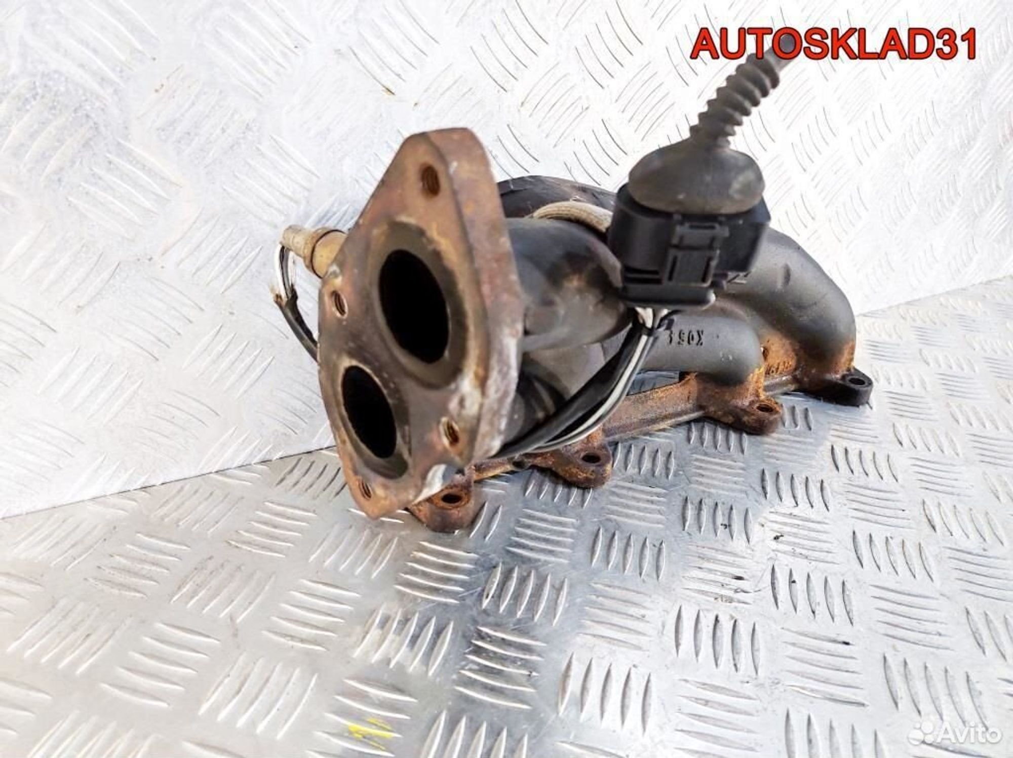 Коллектор выпускной Голый VW Passat B5 AHL 050253033C, 8100 рублей, Дубовое