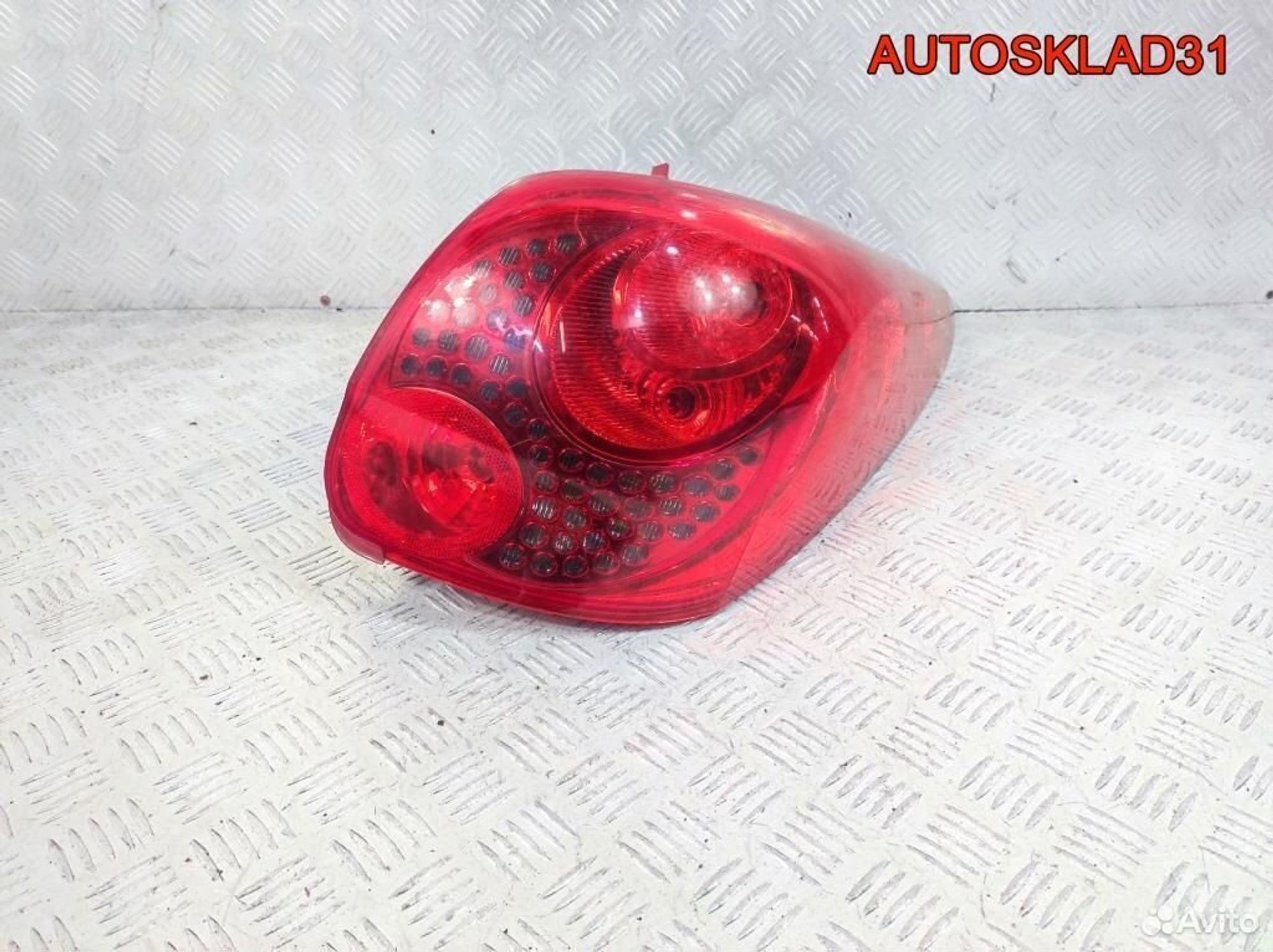 Фонарь задний правый Peugeot 207 6351CT Универсал, 3200 рублей, Дубовое