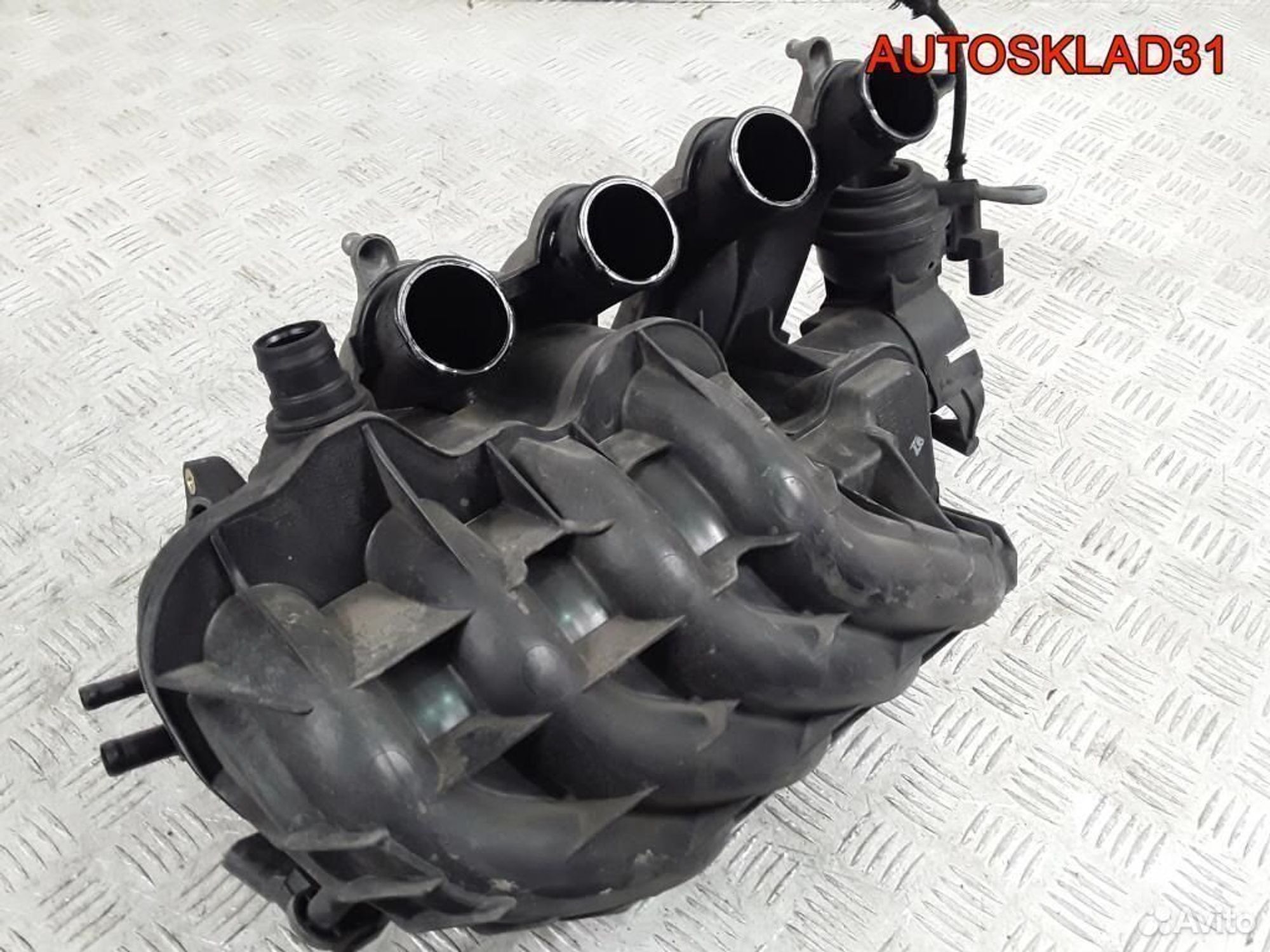 Коллектор впускной VW Passat B6 2.0 BLR 06F133210K, 4100 рублей, Дубовое
