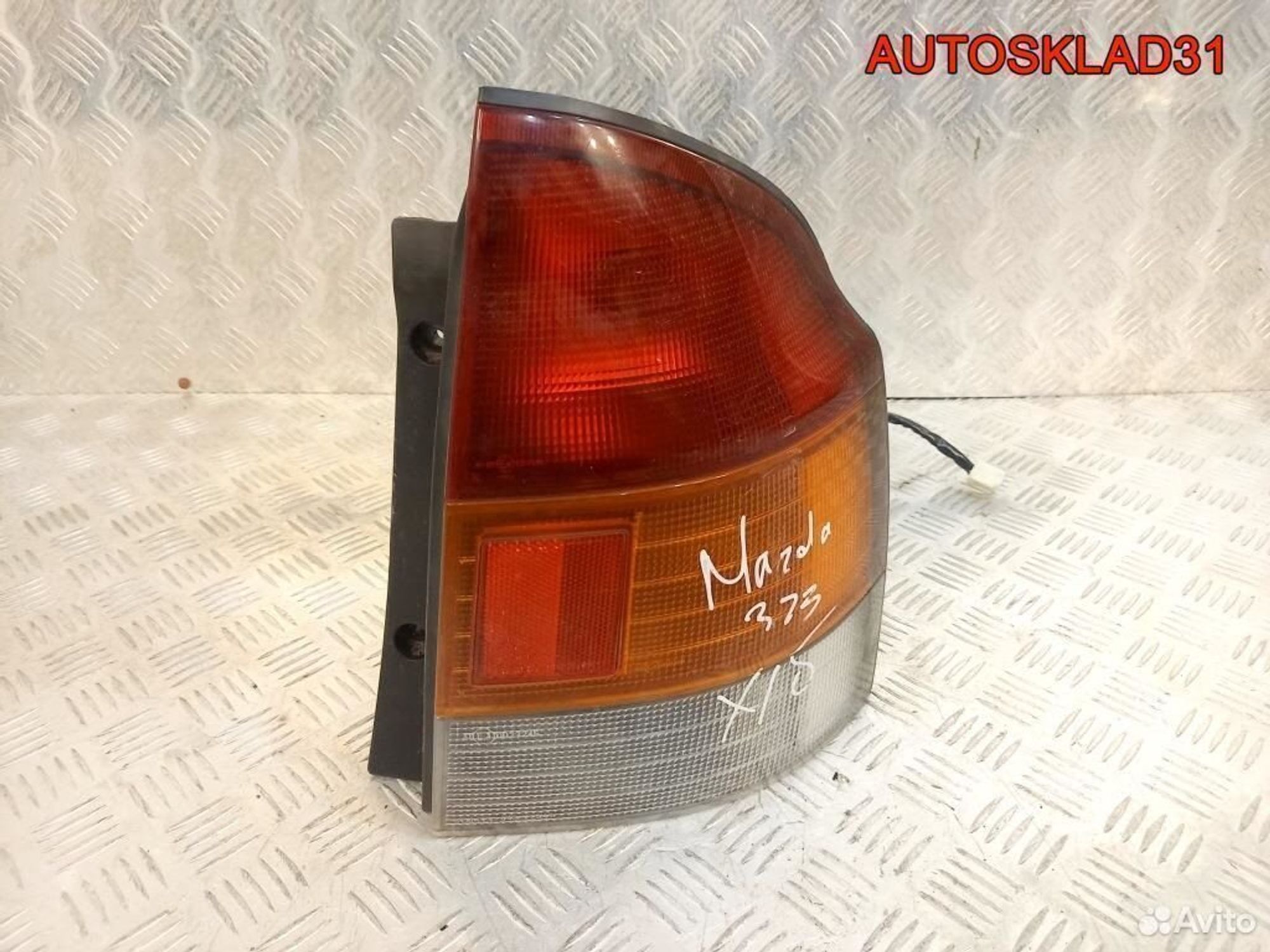 Фонарь задний правый Mazda 323 P BA Хетчбэк, 2500 рублей, Дубовое