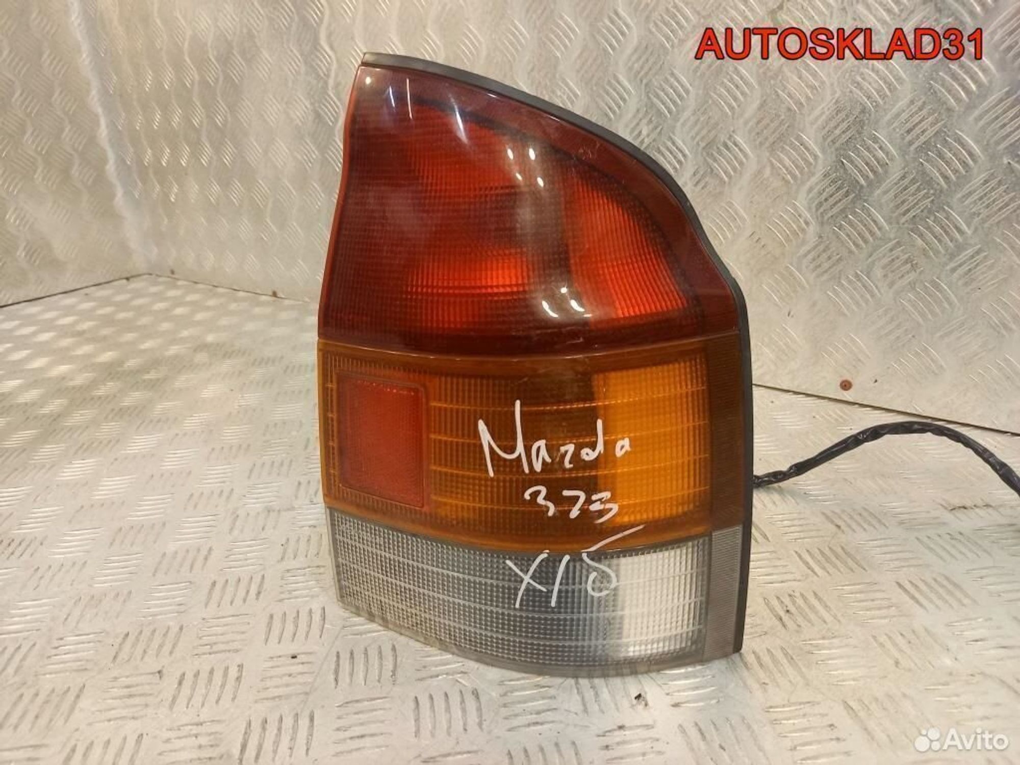 Фонарь задний правый Mazda 323 P BA Хетчбэк, 2500 рублей, Дубовое