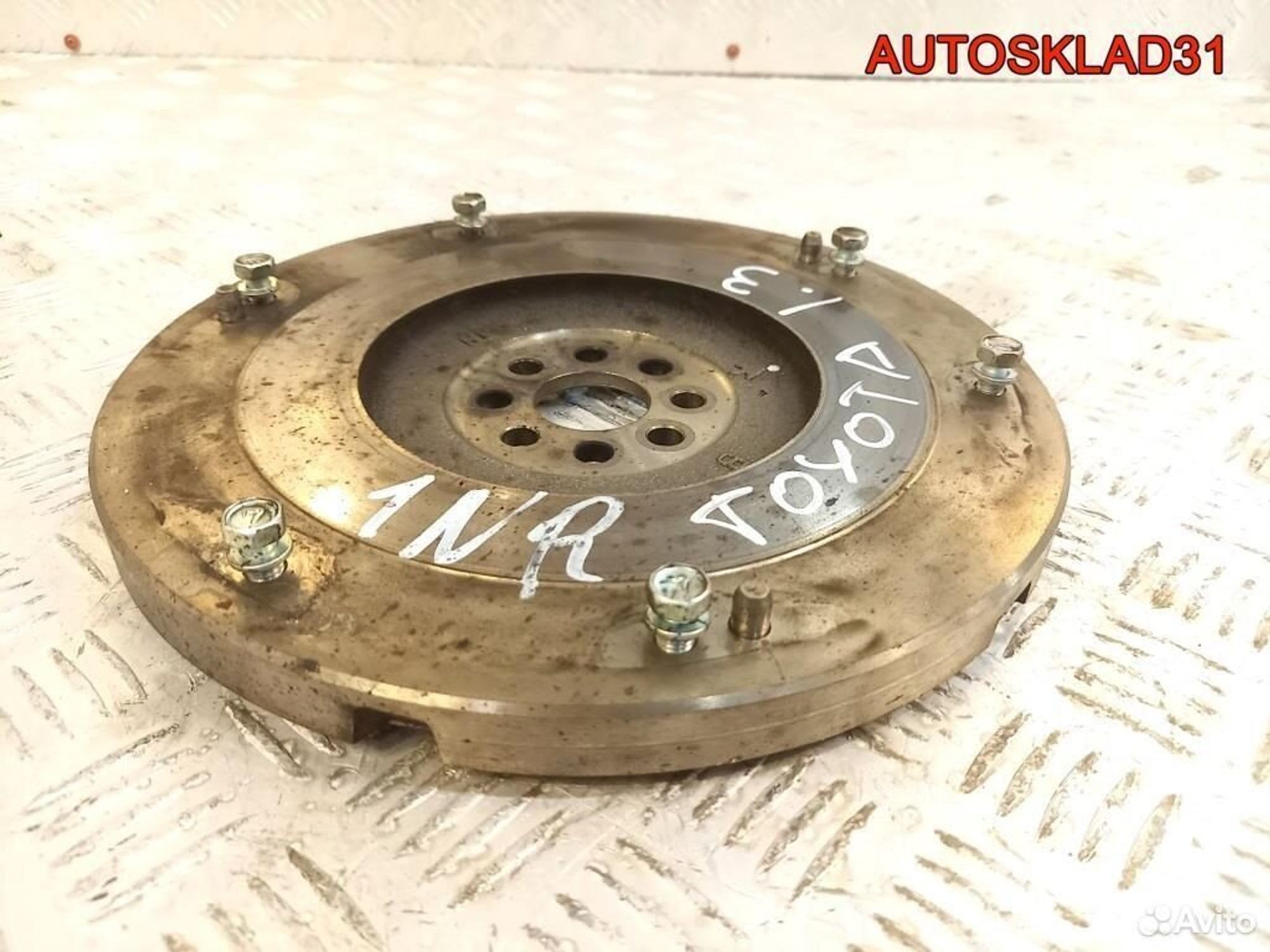 Маховик МКПП Toyota Yaris 1.3 1NR 1340547020, 1800 рублей, Дубовое