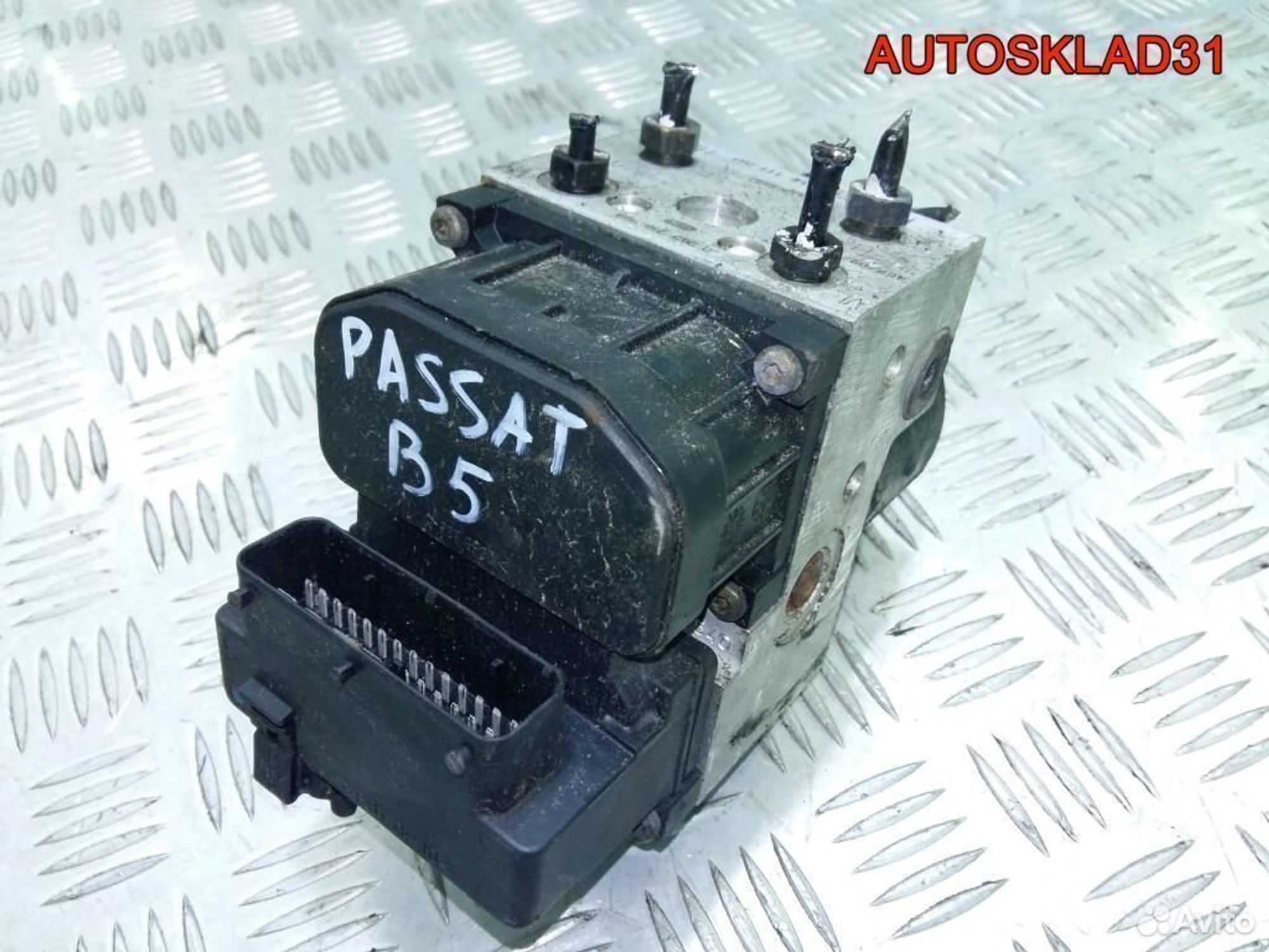 Блок ABS Volkswagen Passat B5 8E0614111AB, 4500 рублей, Дубовое