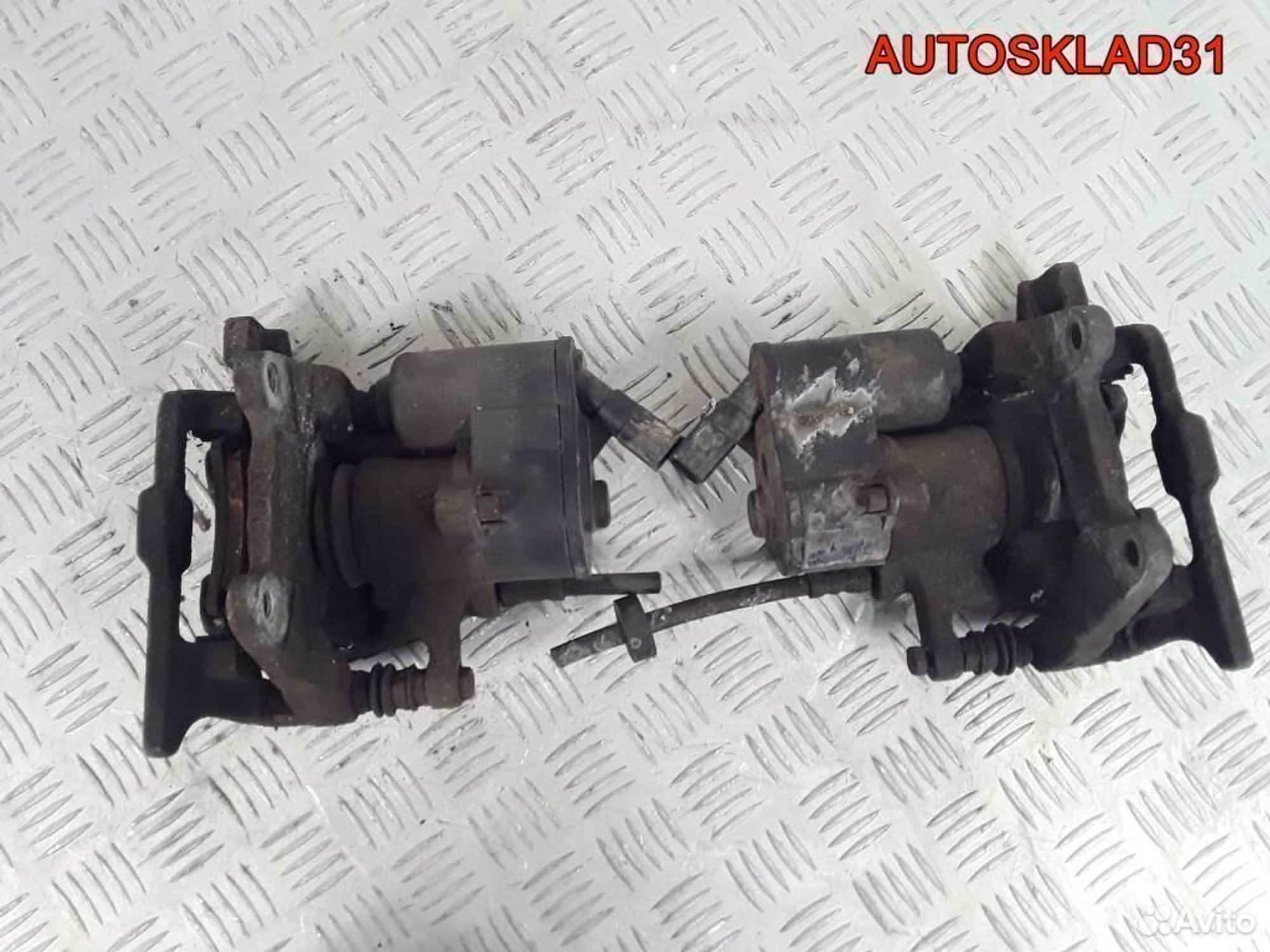 Суппорт тормозной задний Audi A6 C6 4F0615403F, 5000 рублей, Дубовое