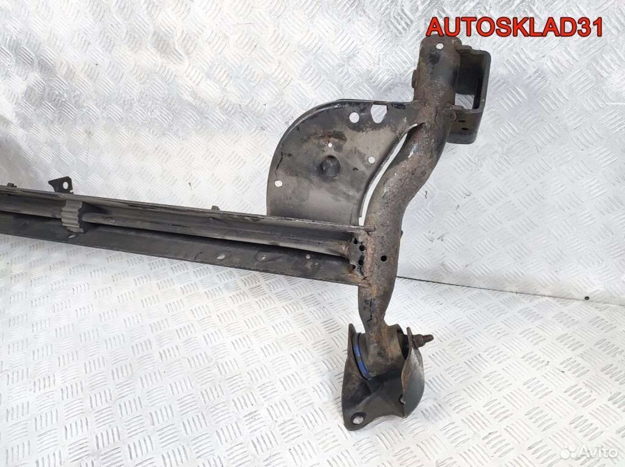 Балка задняя голая Renault Sandero 555019768R, 8100 рублей, Дубовое