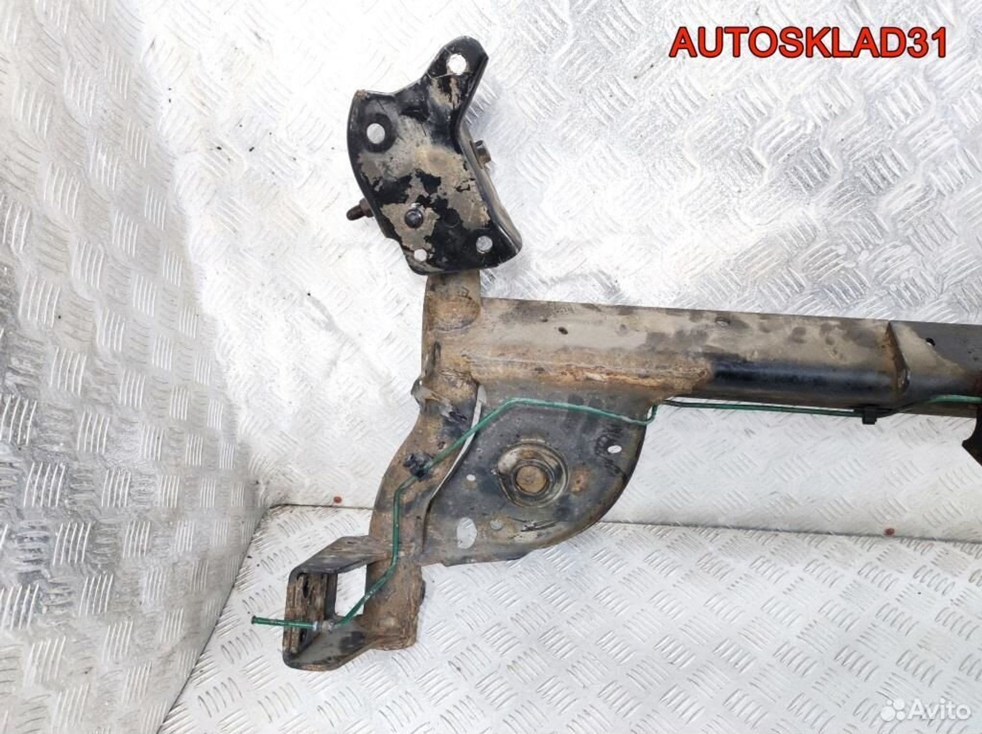 Балка задняя голая Renault Sandero 555019768R, 8100 рублей, Дубовое