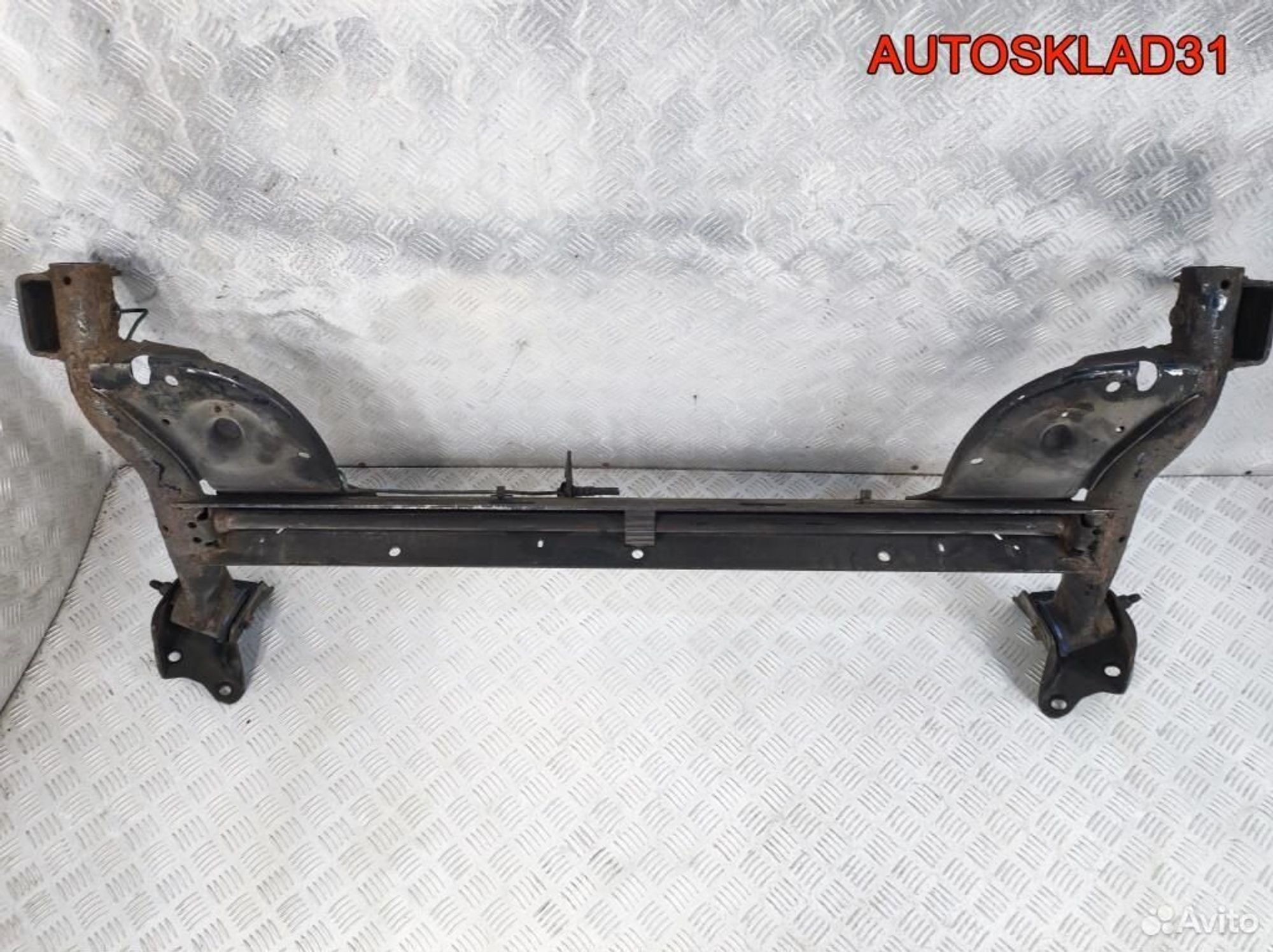 Балка задняя голая Renault Sandero 555019768R, 8100 рублей, Дубовое