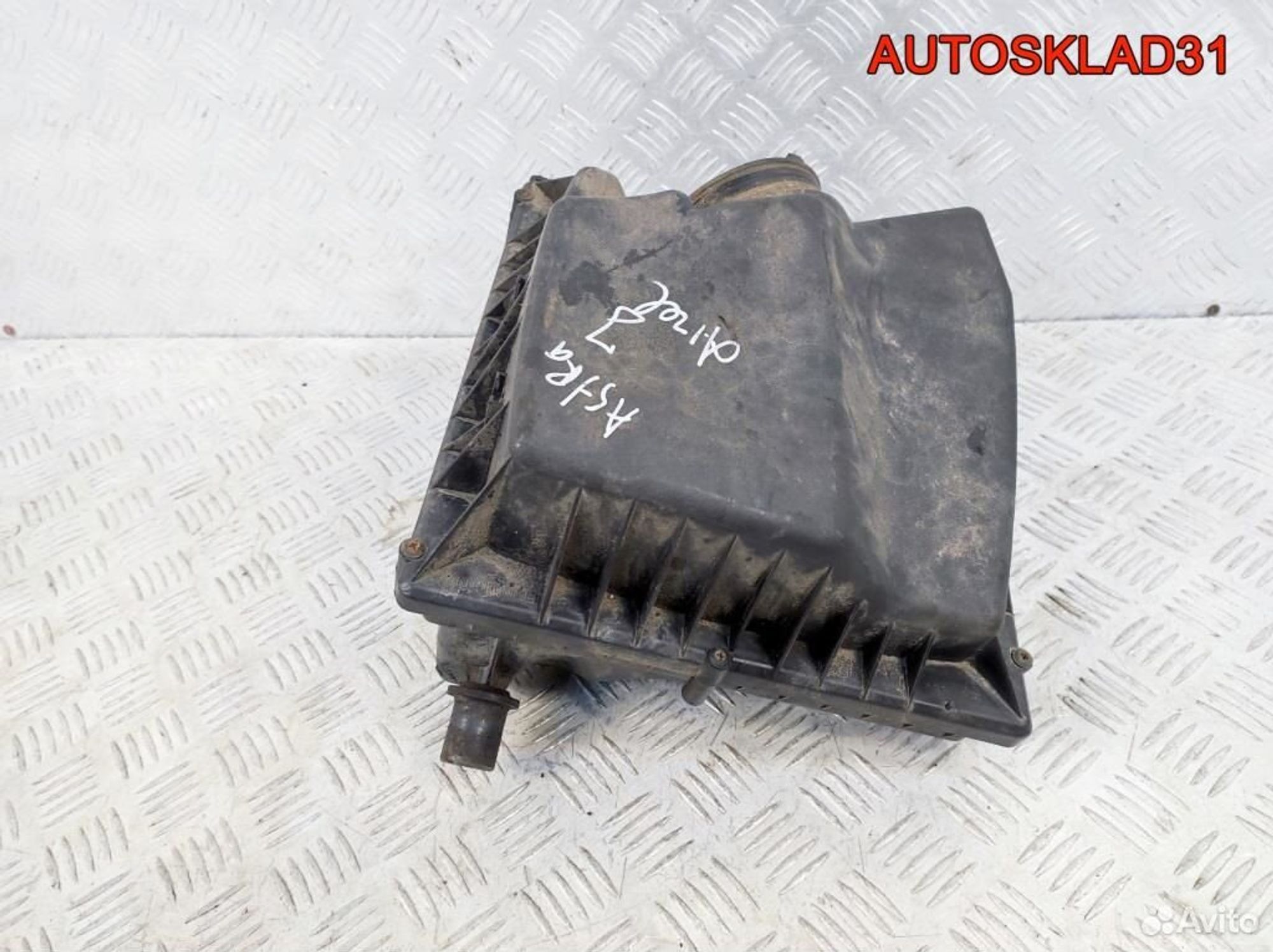 Корпус воздушного фильтра Opel Astra J 13311896, 2100 рублей, Дубовое
