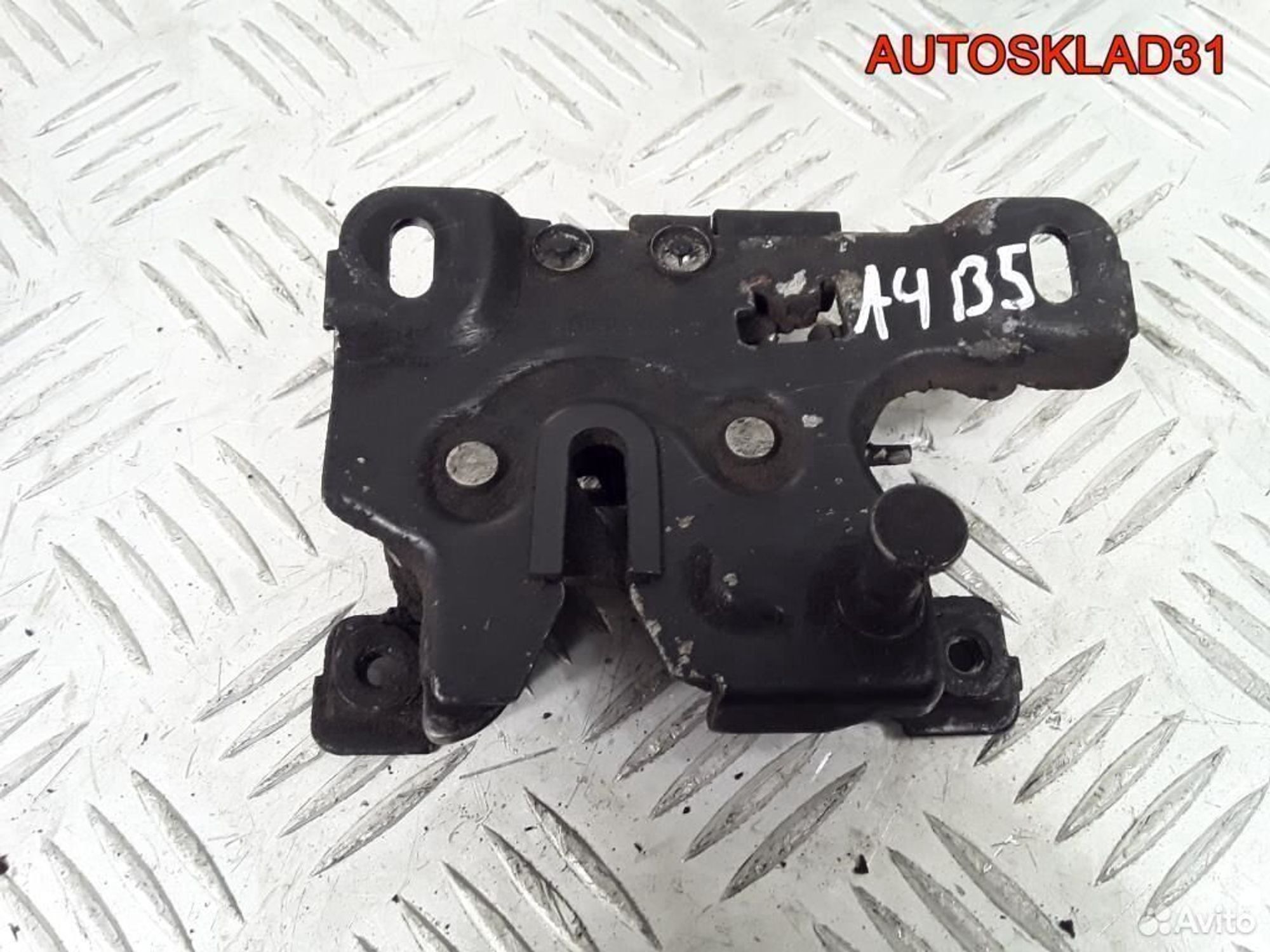 Замок капота Audi A4 B5 8D0823509G, 1100 рублей, Дубовое