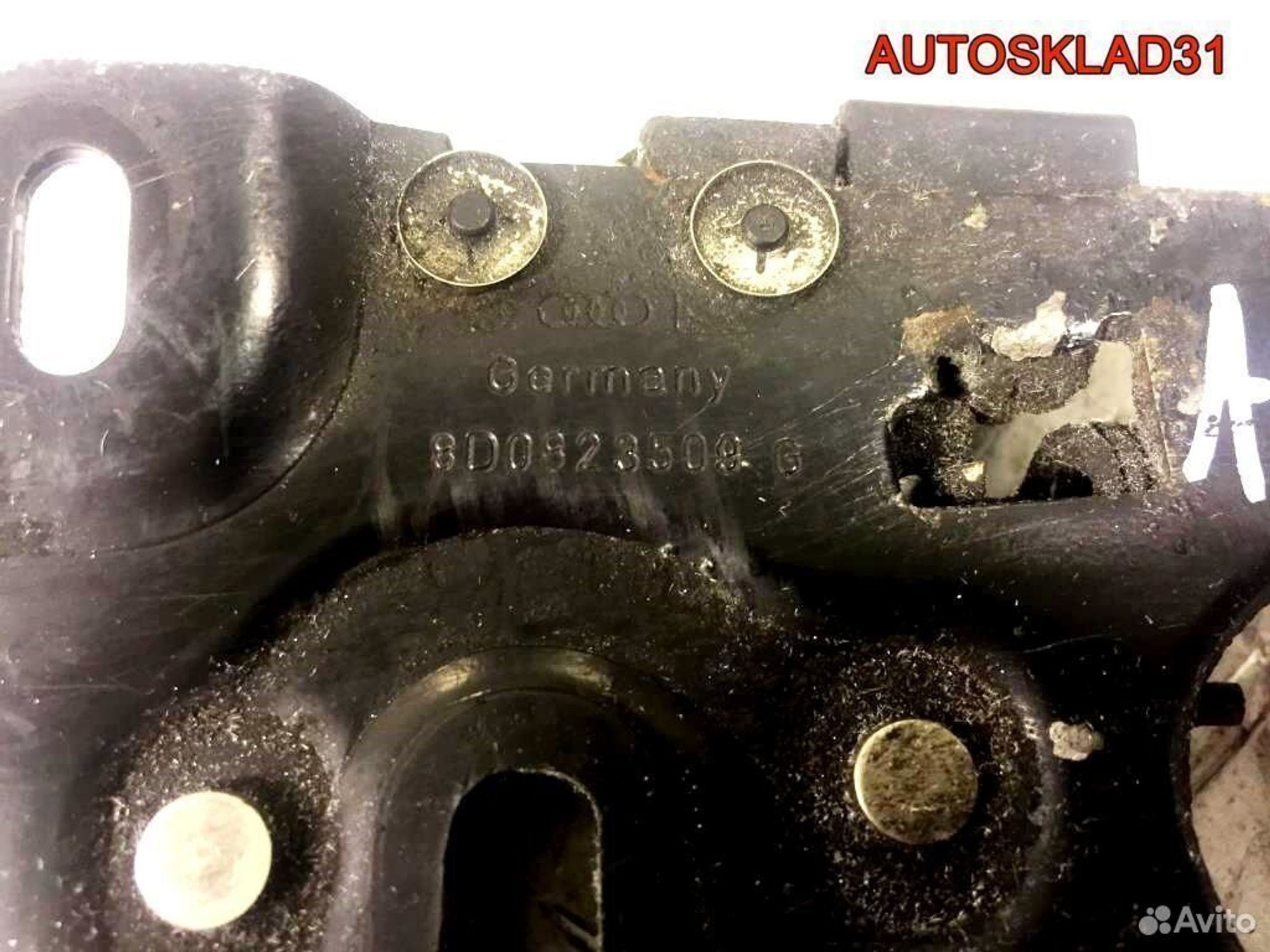 Замок капота Audi A4 B5 8D0823509G, 1100 рублей, Дубовое