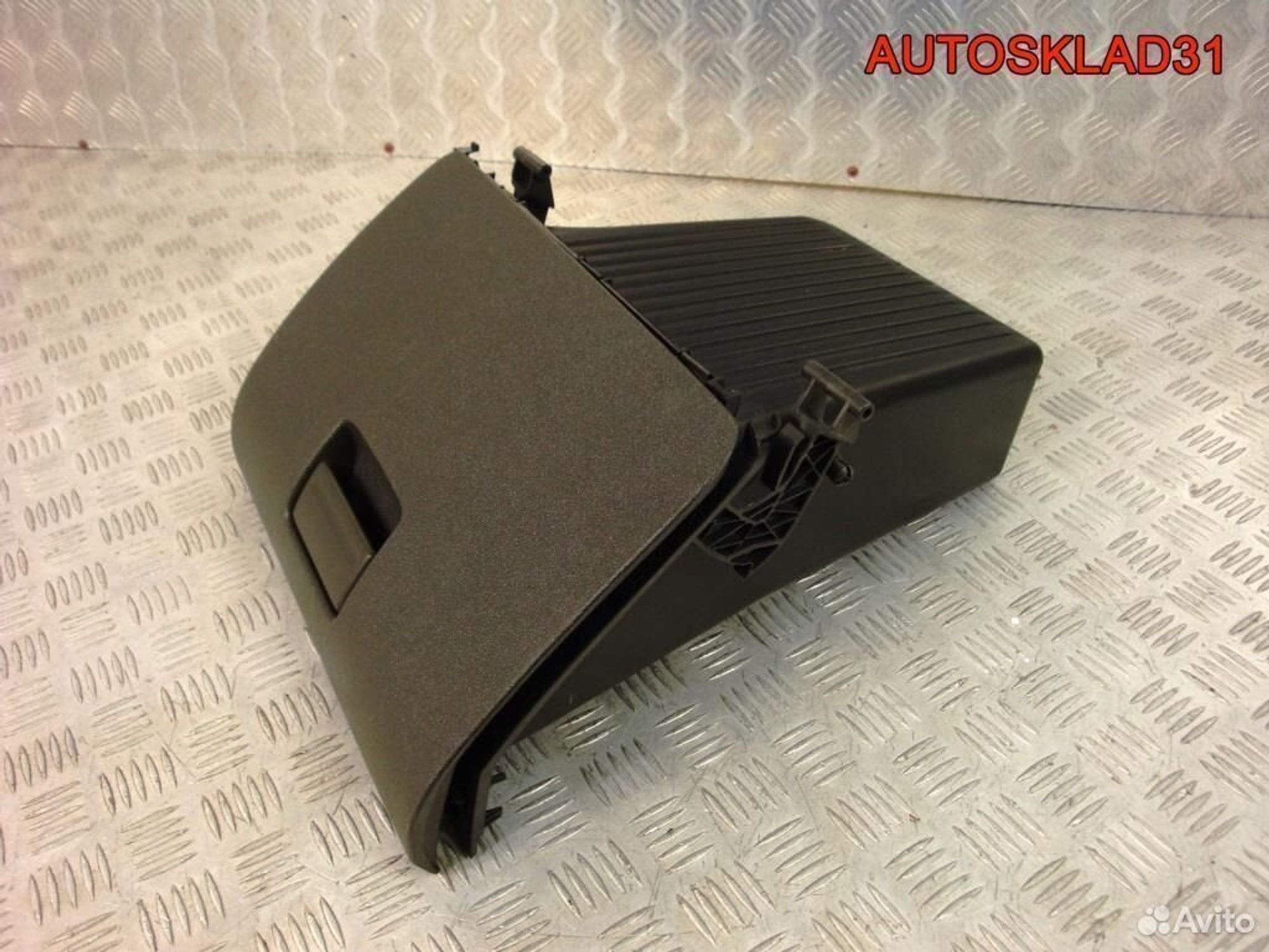 Бардачок Ford Focus 2 4m51a06044jdw, 1200 рублей, Дубовое