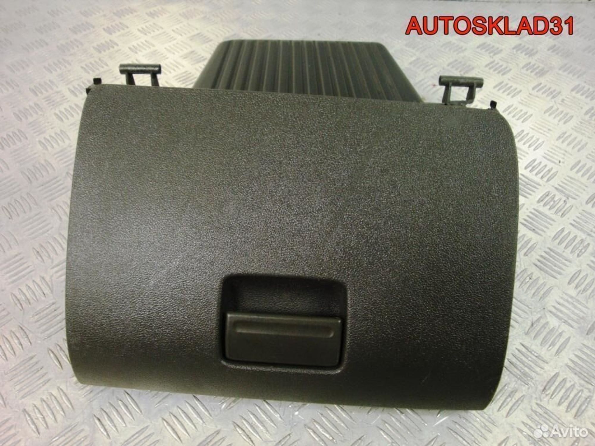 Бардачок Ford Focus 2 4m51a06044jdw, 1200 рублей, Дубовое