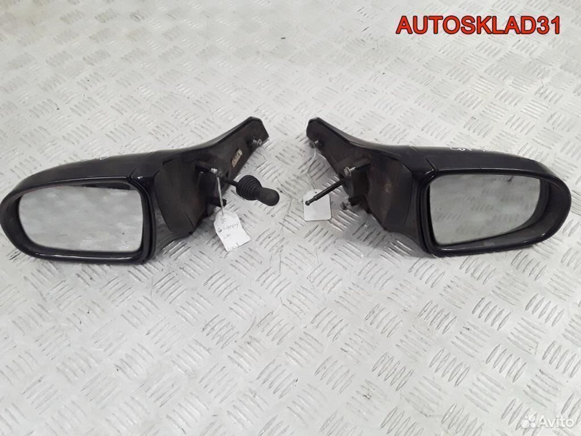 Зеркало механическое Opel Corsa B 90482039, 1700 рублей, Дубовое