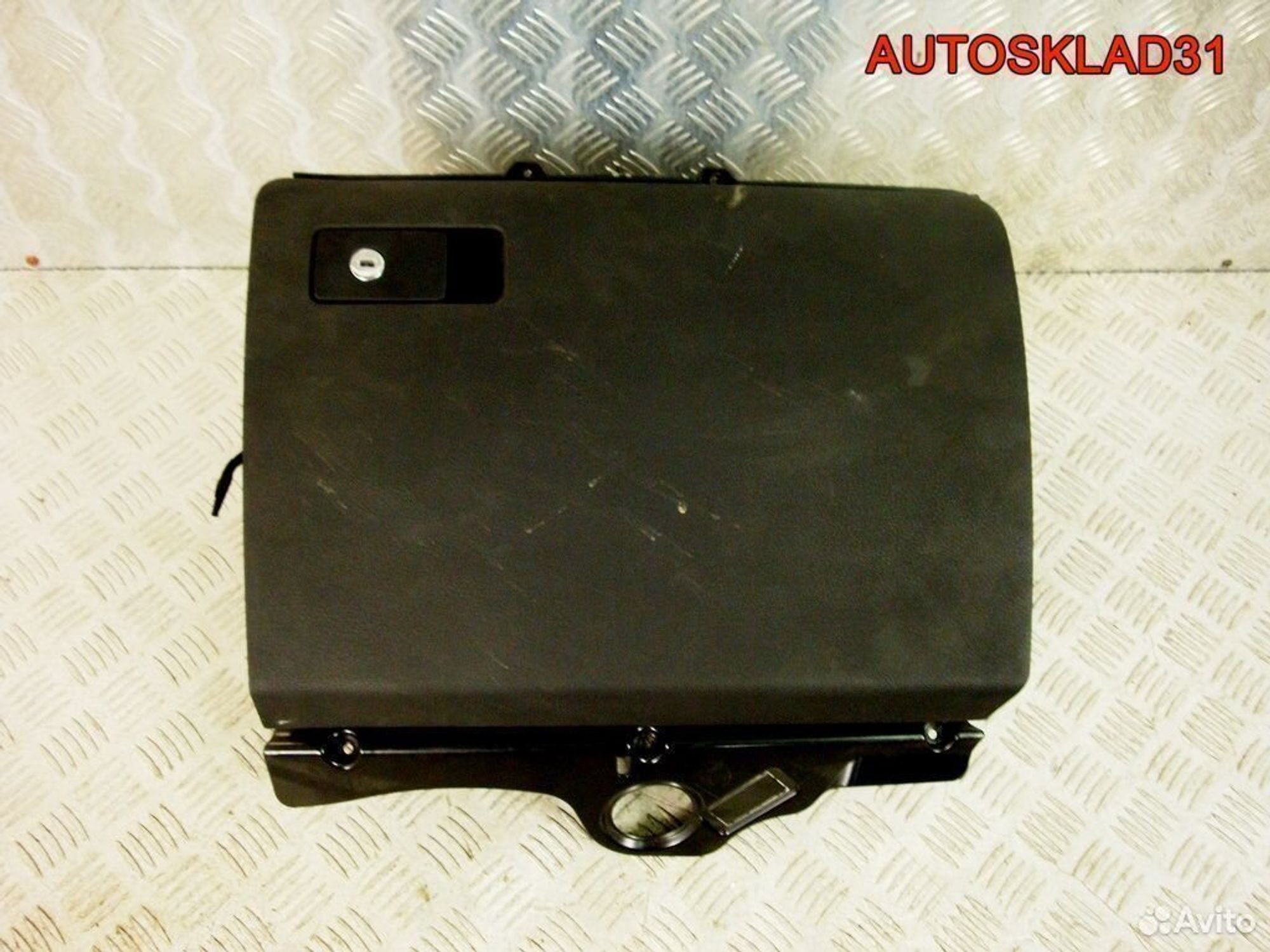 Бардачок Volkswagen Passat B6 3C1857097AP, 2100 рублей, Дубовое