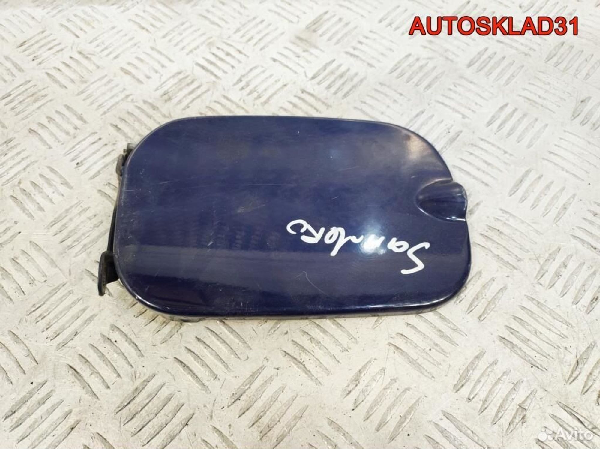 Лючок бензобака Renault Sandero 788306894R, 1100 рублей, Дубовое