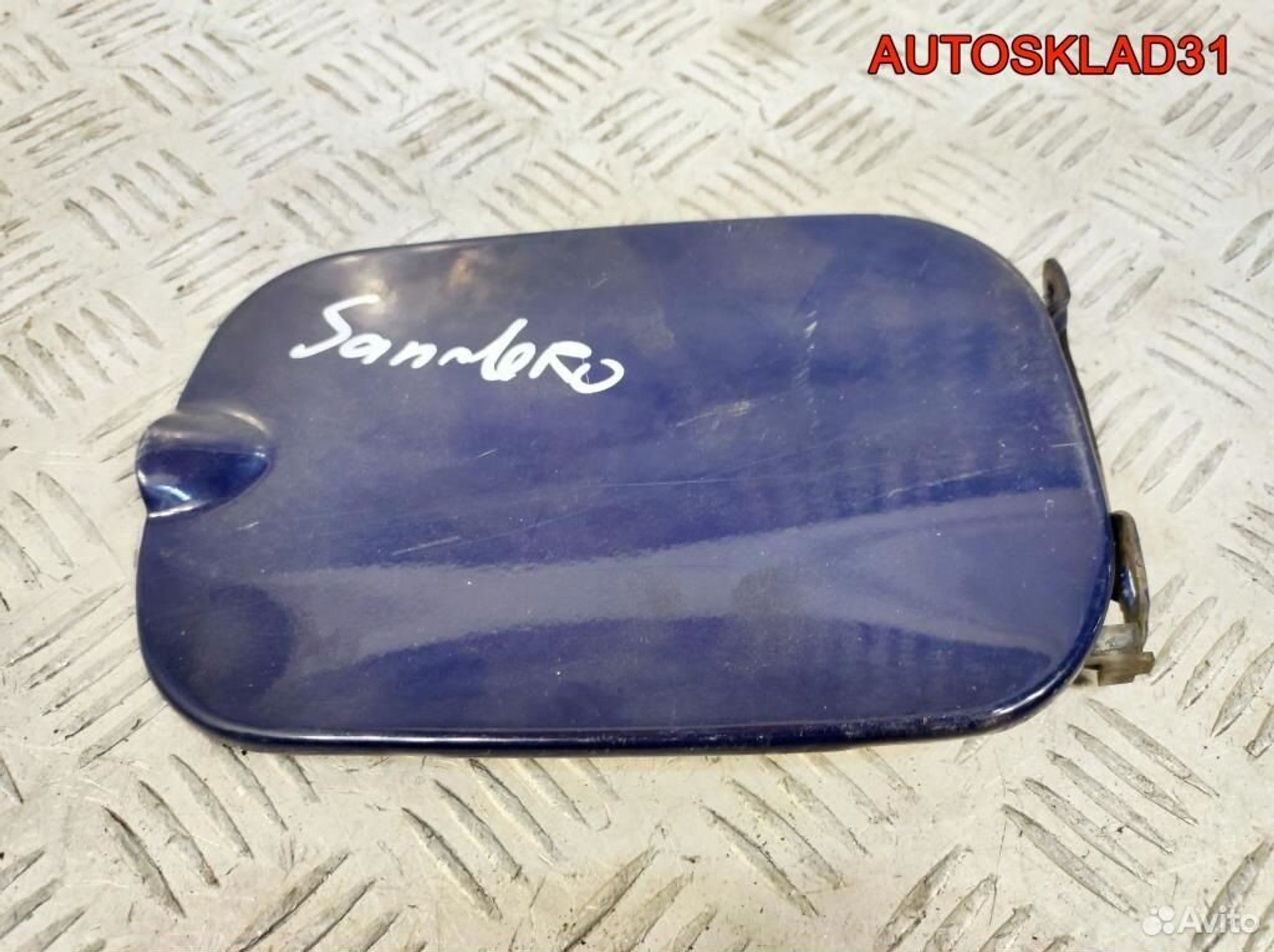 Лючок бензобака Renault Sandero 788306894R, 1100 рублей, Дубовое