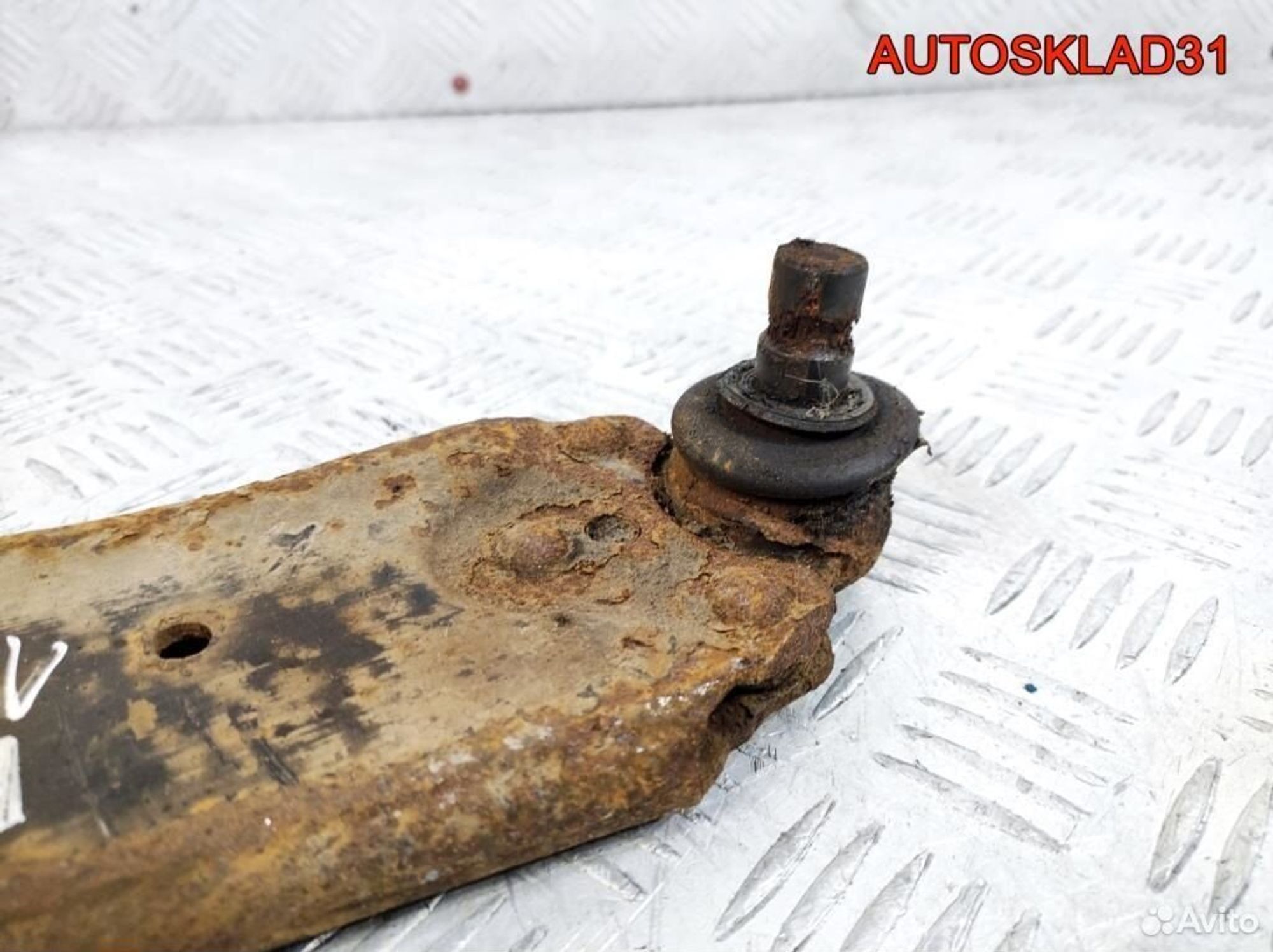 Рычаг передний левый Ford Fusion 1212808, 1700 рублей, Дубовое