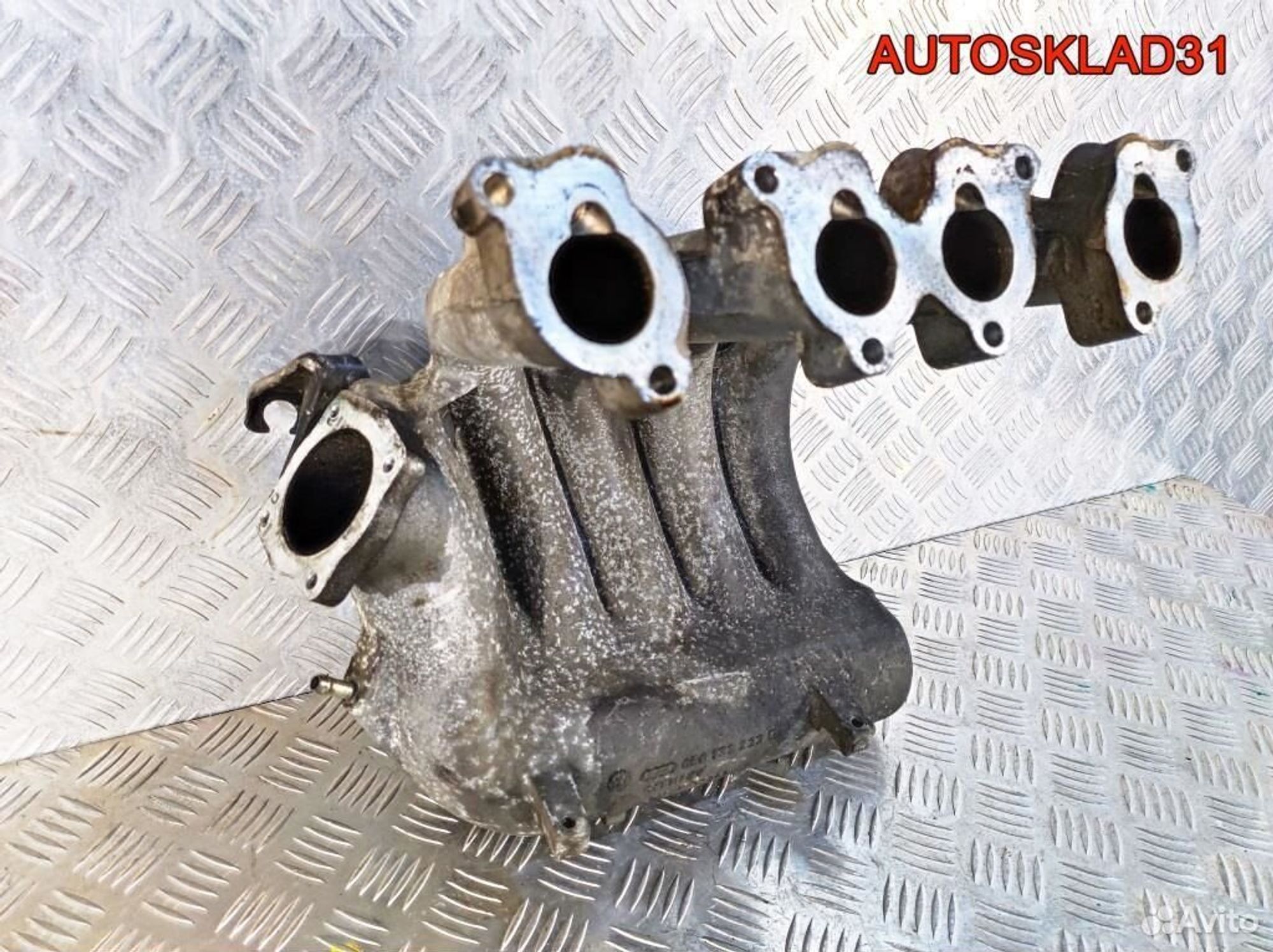 Коллектор впускной VW Passat B5 1.6 AHL 050133223D, 2100 рублей, Дубовое