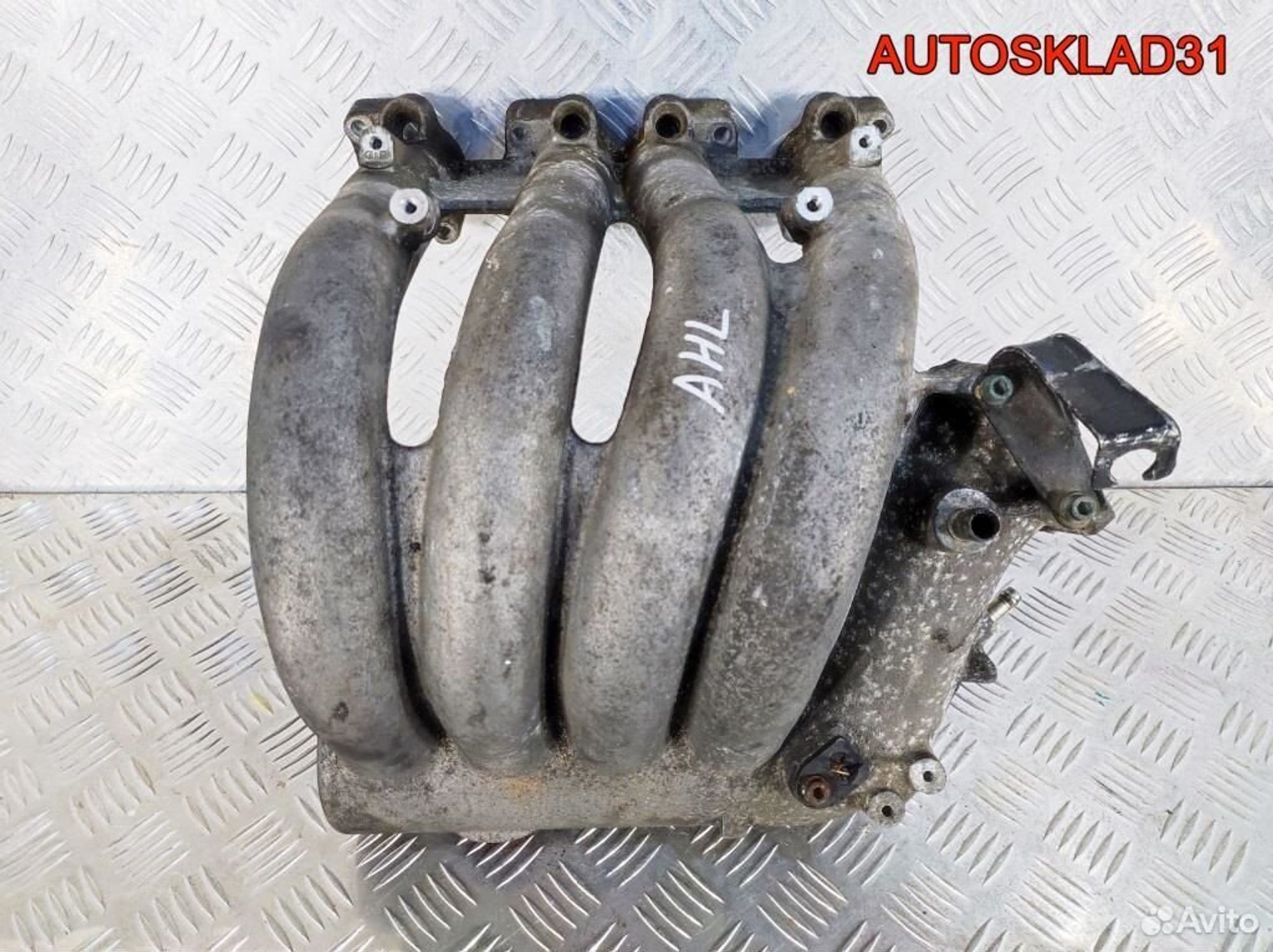 Коллектор впускной VW Passat B5 1.6 AHL 050133223D, 2100 рублей, Дубовое