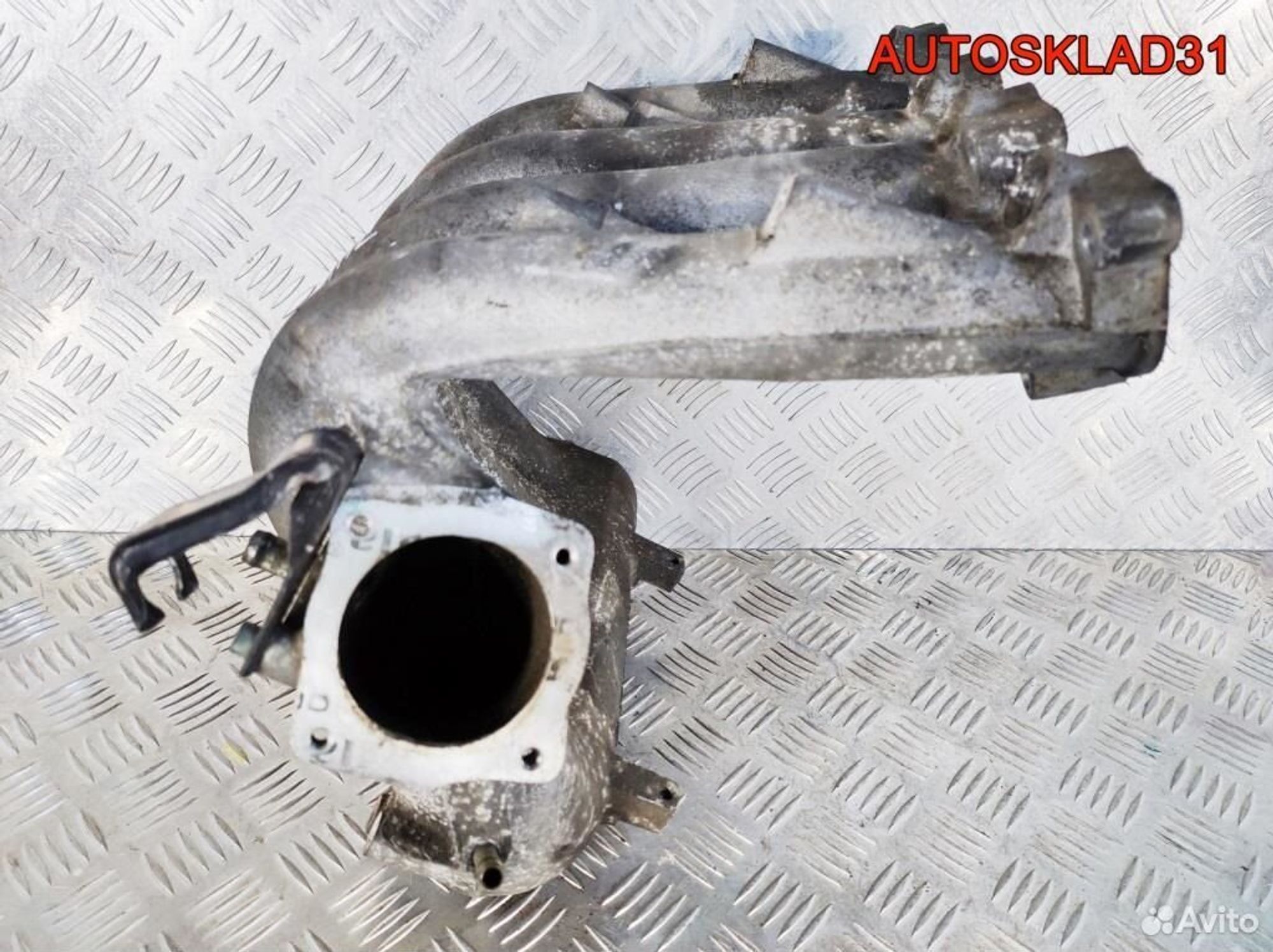 Коллектор впускной VW Passat B5 1.6 AHL 050133223D, 2100 рублей, Дубовое