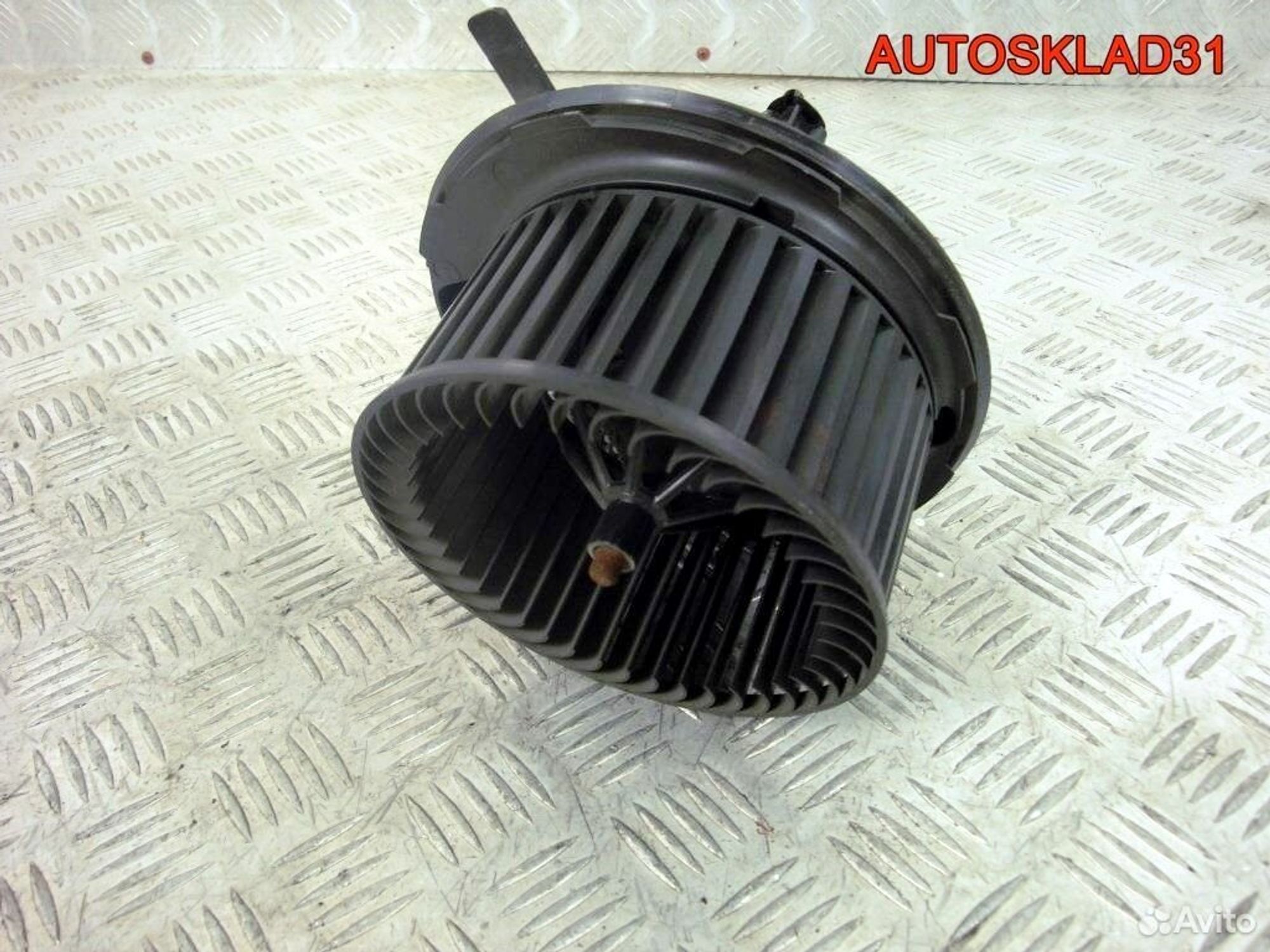 Моторчик отопителя VW Passat B6 3C1820015G, 6600 рублей, Дубовое