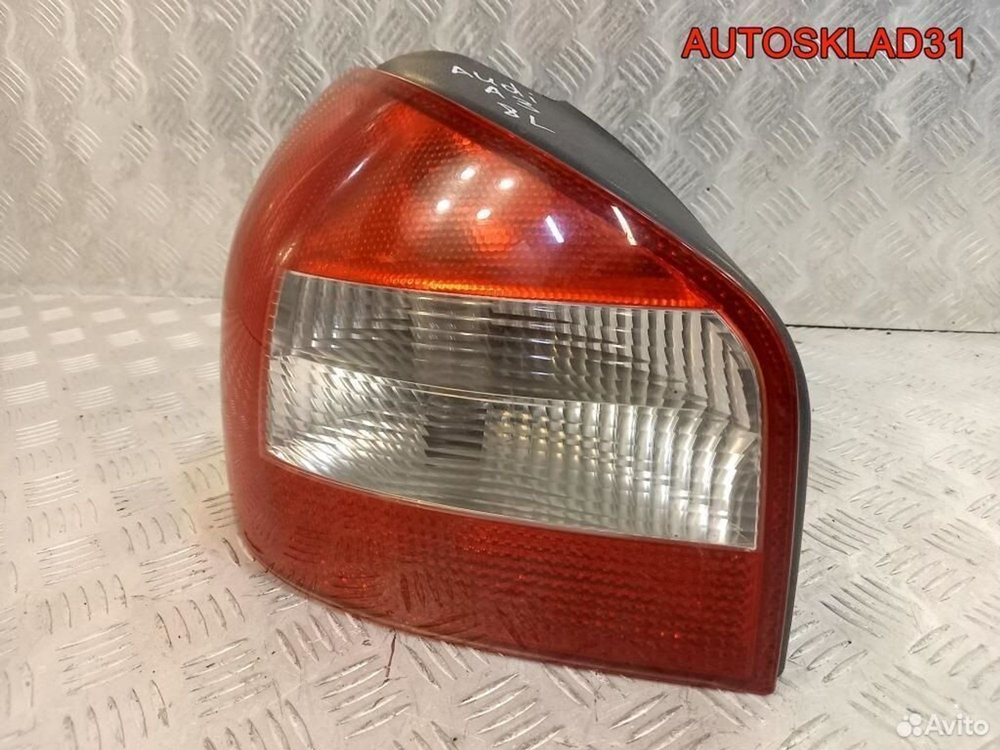 Фонарь задний левый Audi A3 8L0945095B, 1800 рублей, Дубовое
