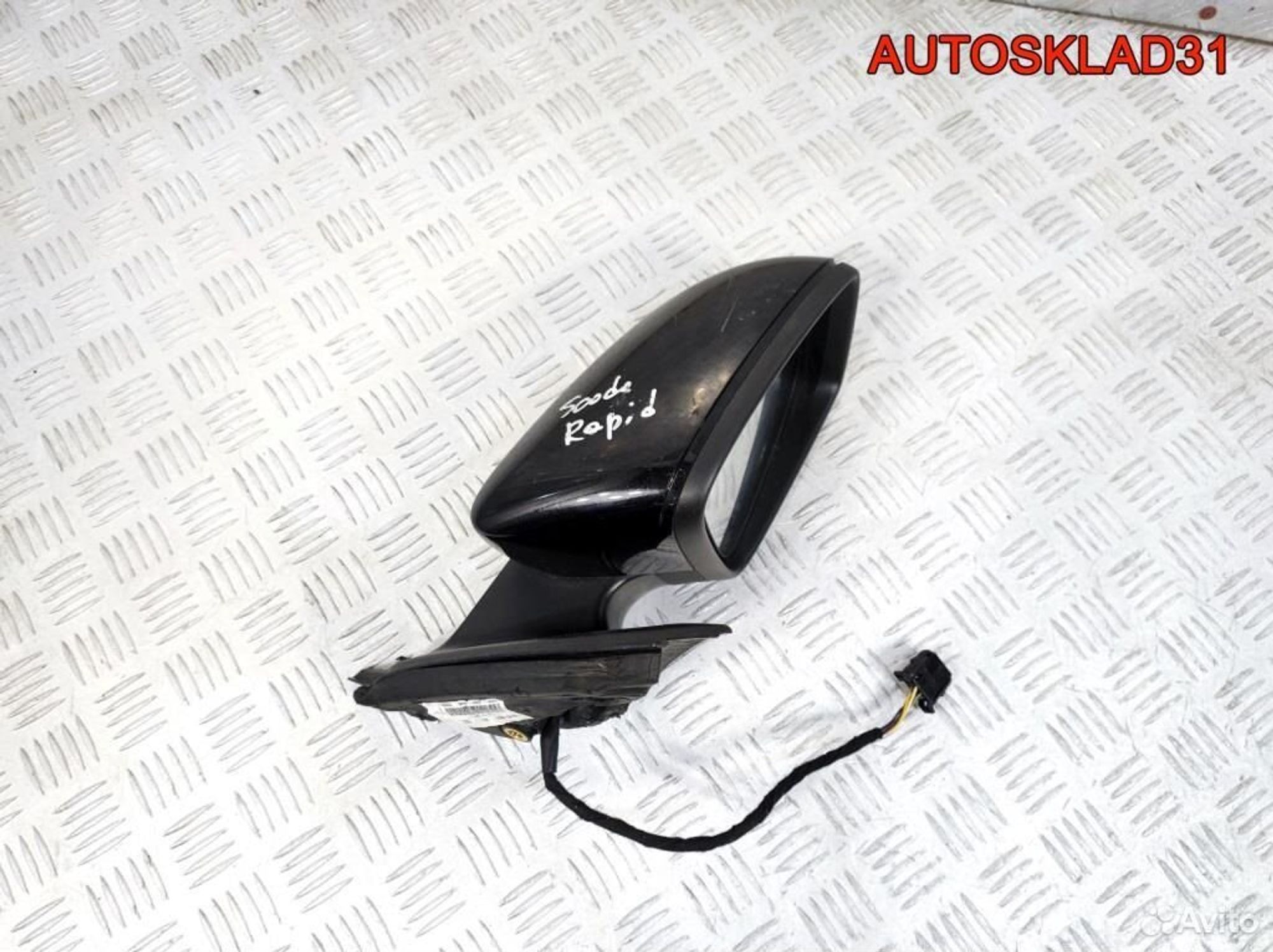 Зеркало правое электрическое Skoda Rapid 5JB857408, 5400 рублей, Дубовое